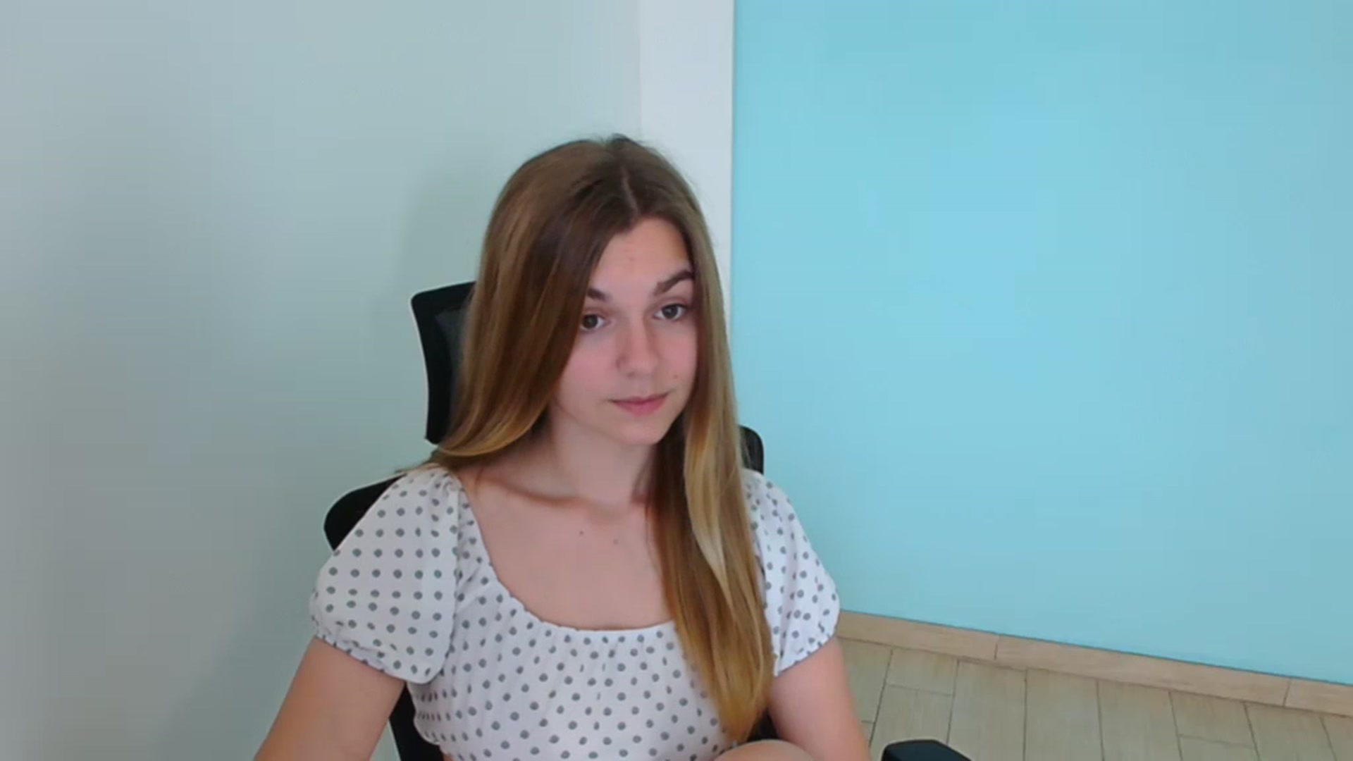 Gallery image thumbnail from Missi_More's myfreecams stream on, 08/07/2023, 11:07 image 20 of 20