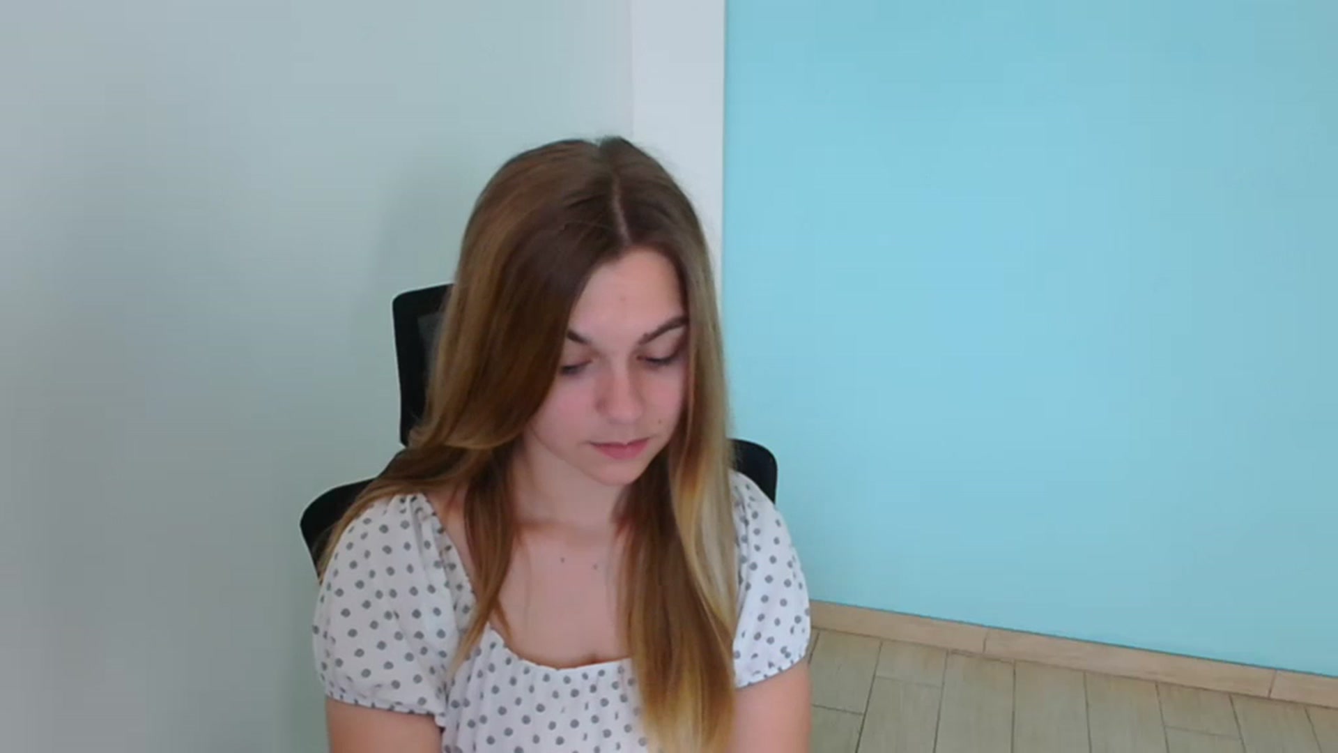 Gallery image thumbnail from Missi_More's myfreecams stream on, 08/07/2023, 11:07 image 5 of 20