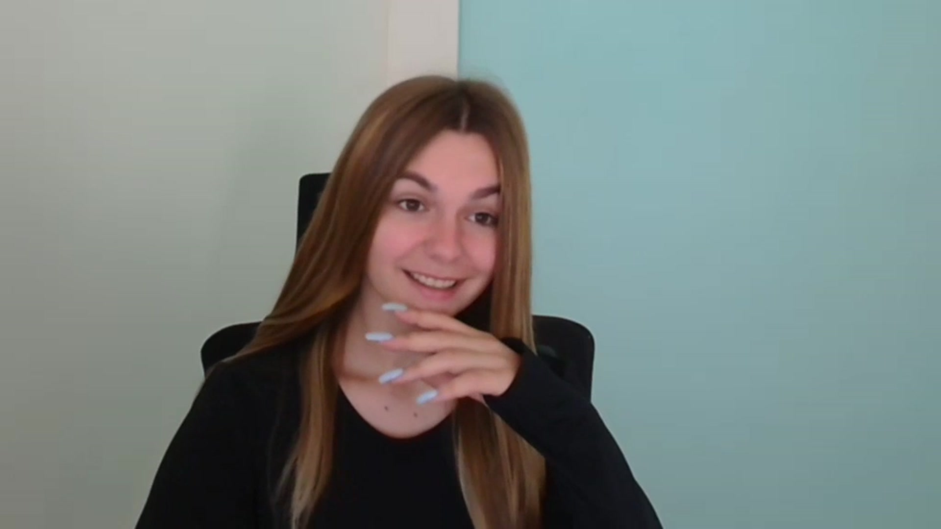 Gallery image thumbnail from Missi_More's myfreecams stream on, 08/13/2023, 09:27 image 7 of 20