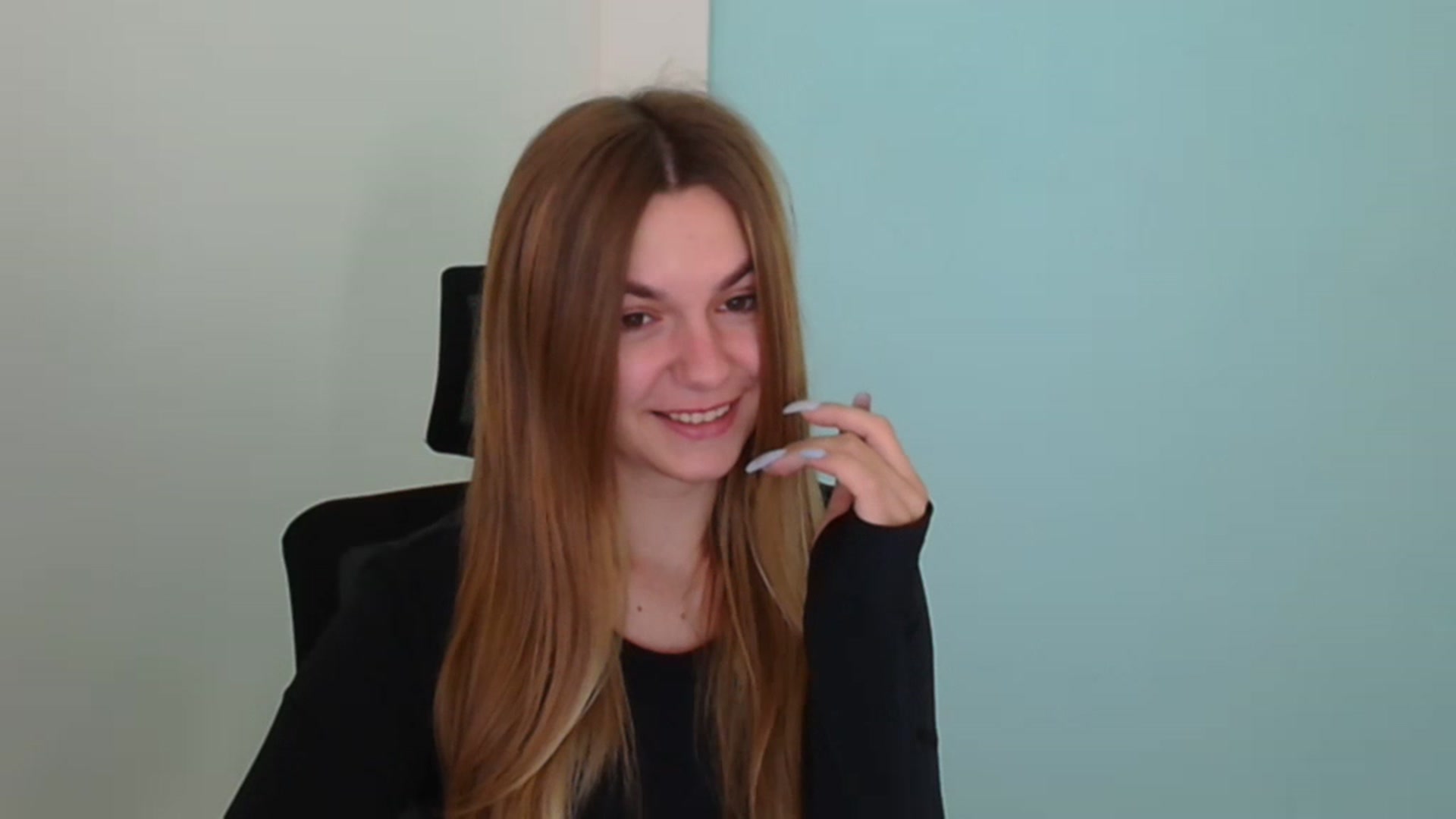 Gallery image thumbnail from Missi_More's myfreecams stream on, 08/13/2023, 09:27 image 3 of 20