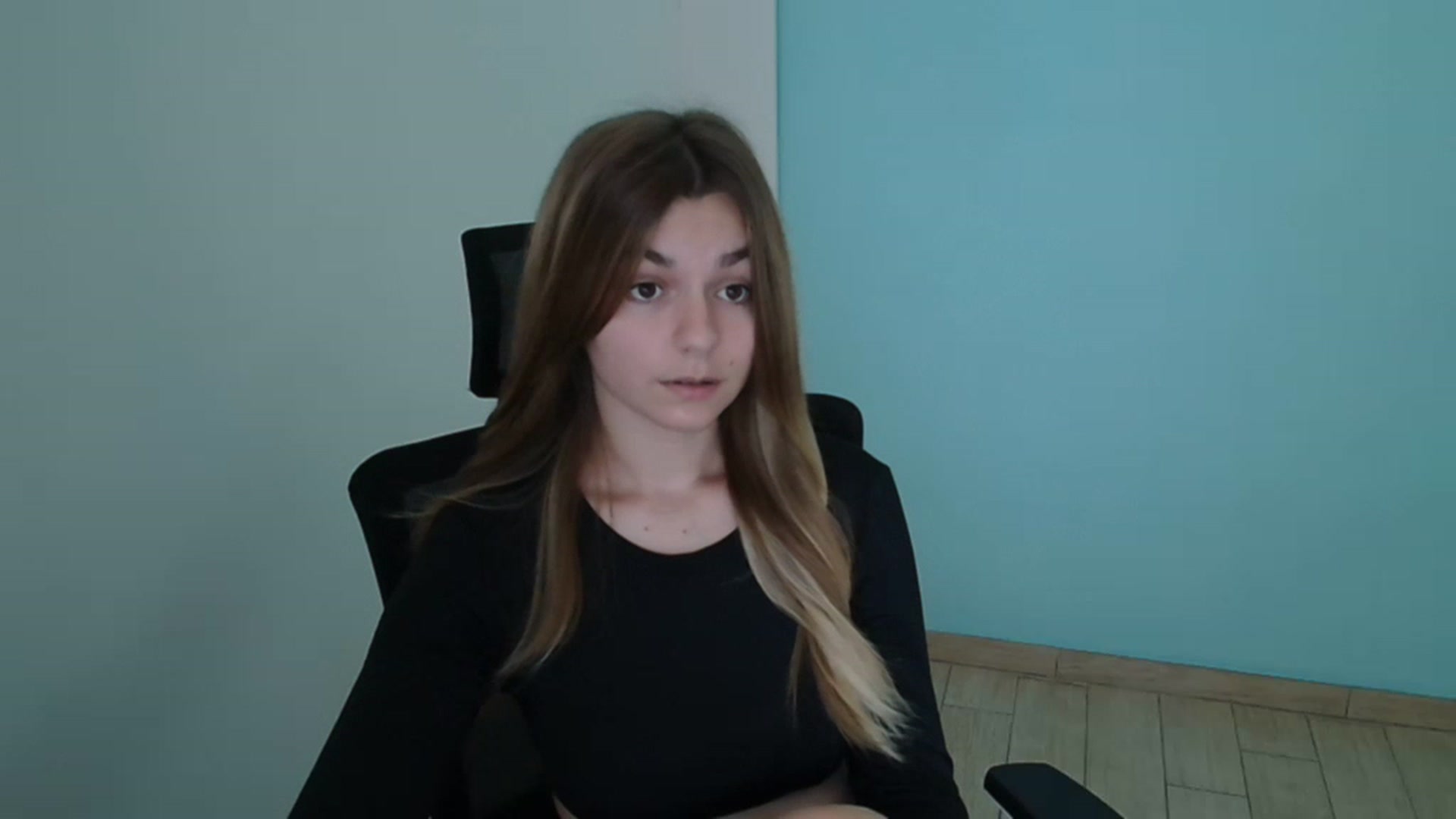 Gallery image thumbnail from Missi_More's myfreecams stream on, 08/16/2023, 08:38 image 12 of 20