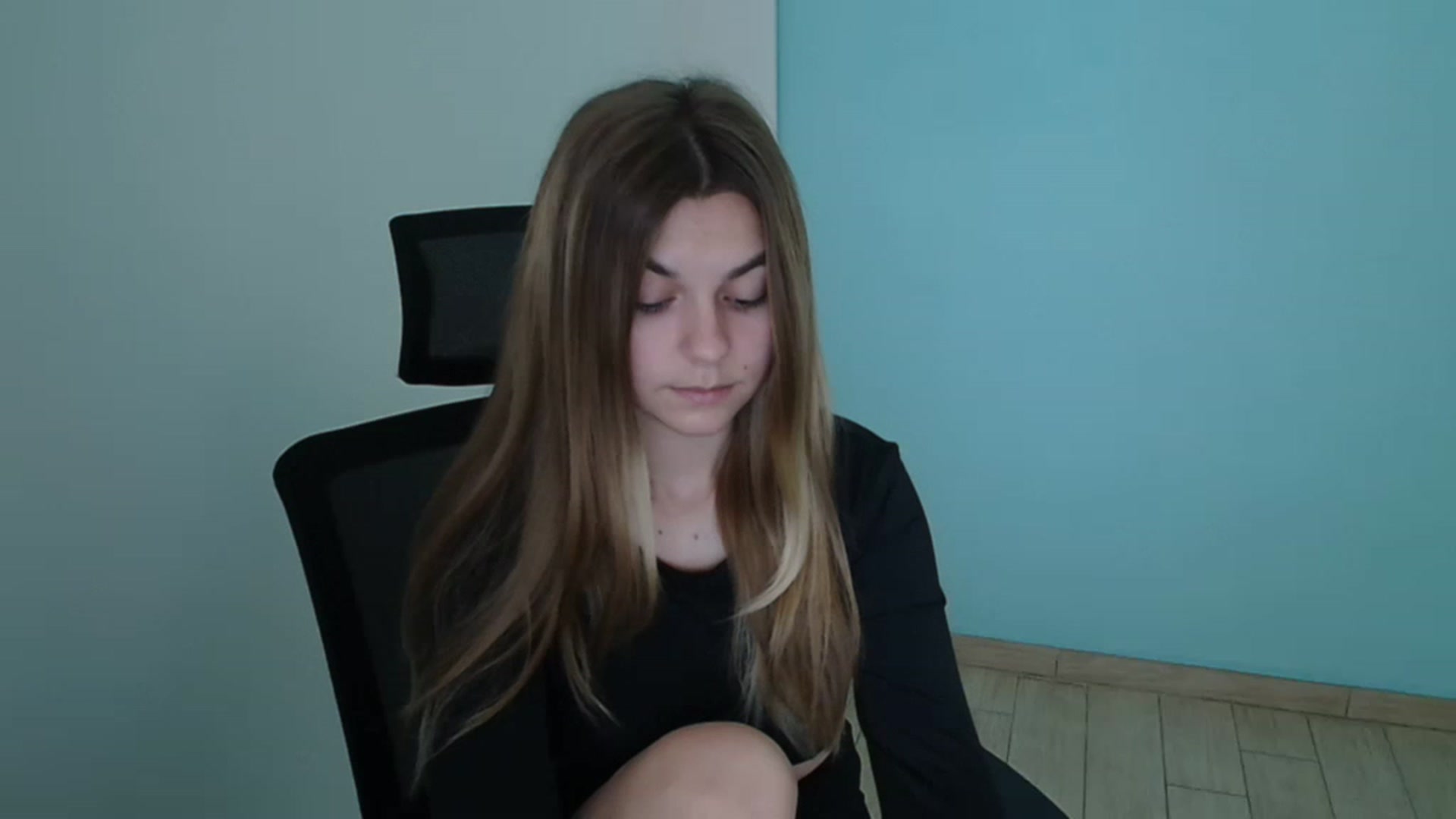 Gallery image thumbnail from Missi_More's myfreecams stream on, 08/16/2023, 08:38 image 18 of 20