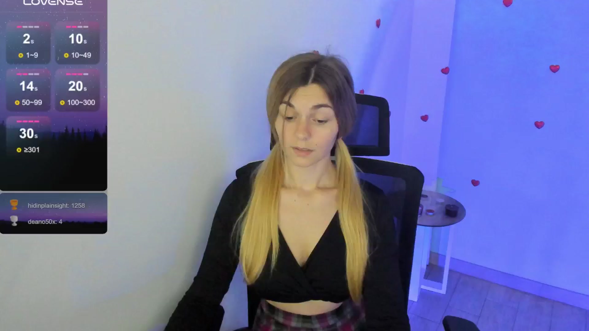 Gallery image thumbnail from Missi_More's myfreecams stream on, 07/23/2024, 14:44 image 16 of 20
