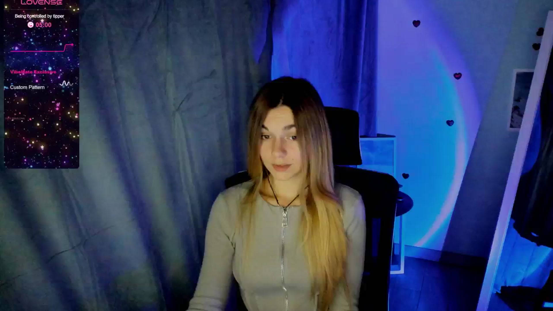 Gallery image thumbnail from Missi_More's myfreecams stream on, 10/13/2024, 14:14 image 6 of 20