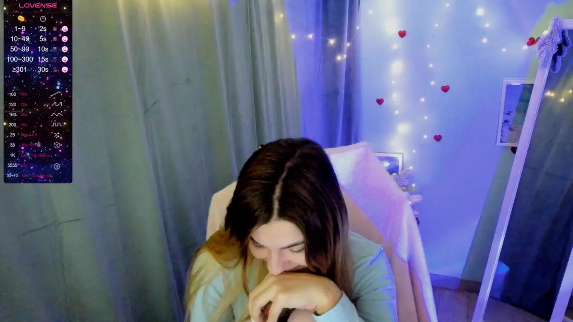 Gallery image thumbnail from Missi_More's myfreecams stream on, 01/04/2025, 11:32 image 20 of 20