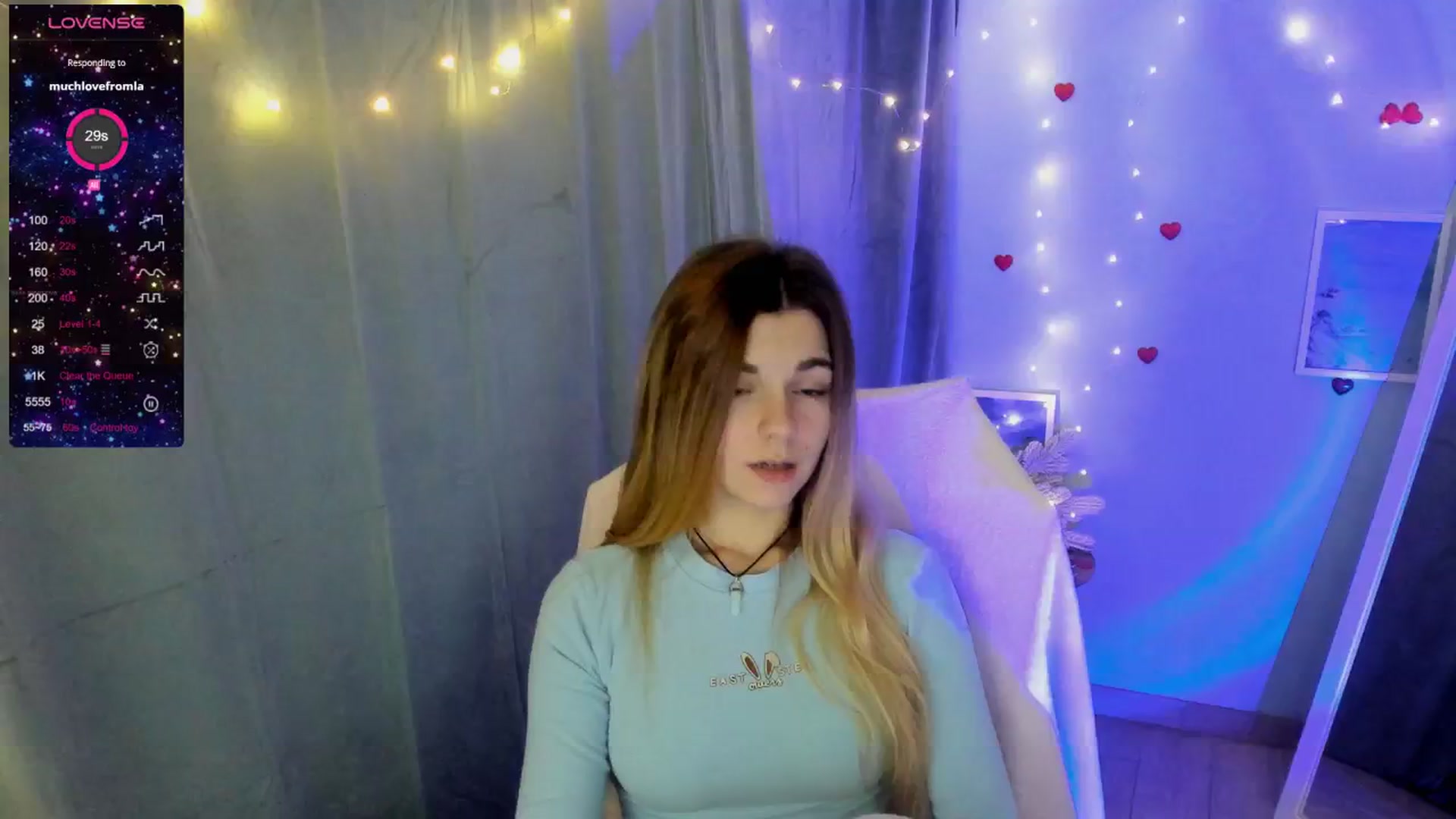 Gallery image thumbnail from Missi_More's myfreecams stream on, 01/07/2025, 10:38 image 18 of 20