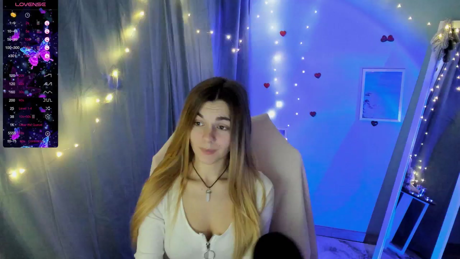 Gallery image thumbnail from Missi_More's myfreecams stream on, 01/16/2025, 12:32 image 12 of 20