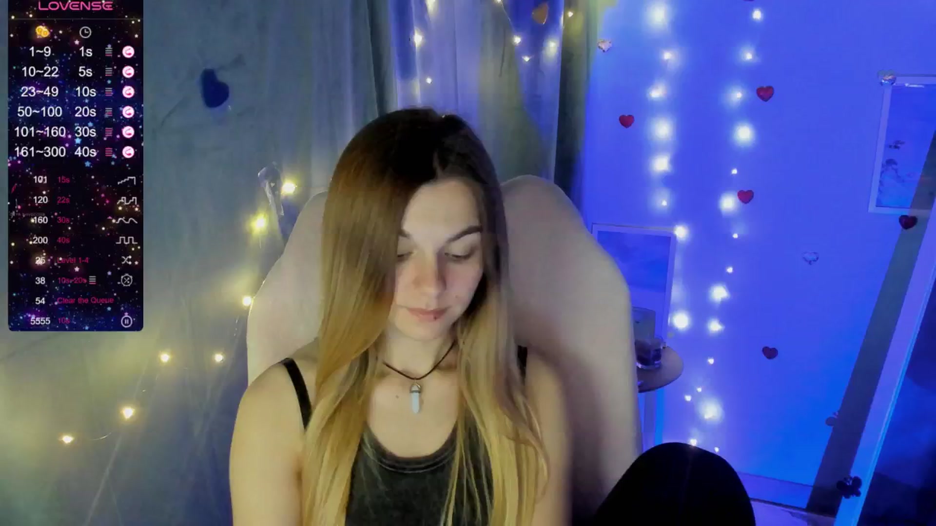 Gallery image thumbnail from Missi_More's myfreecams stream on, 04/17/2025, 11:43 image 7 of 20