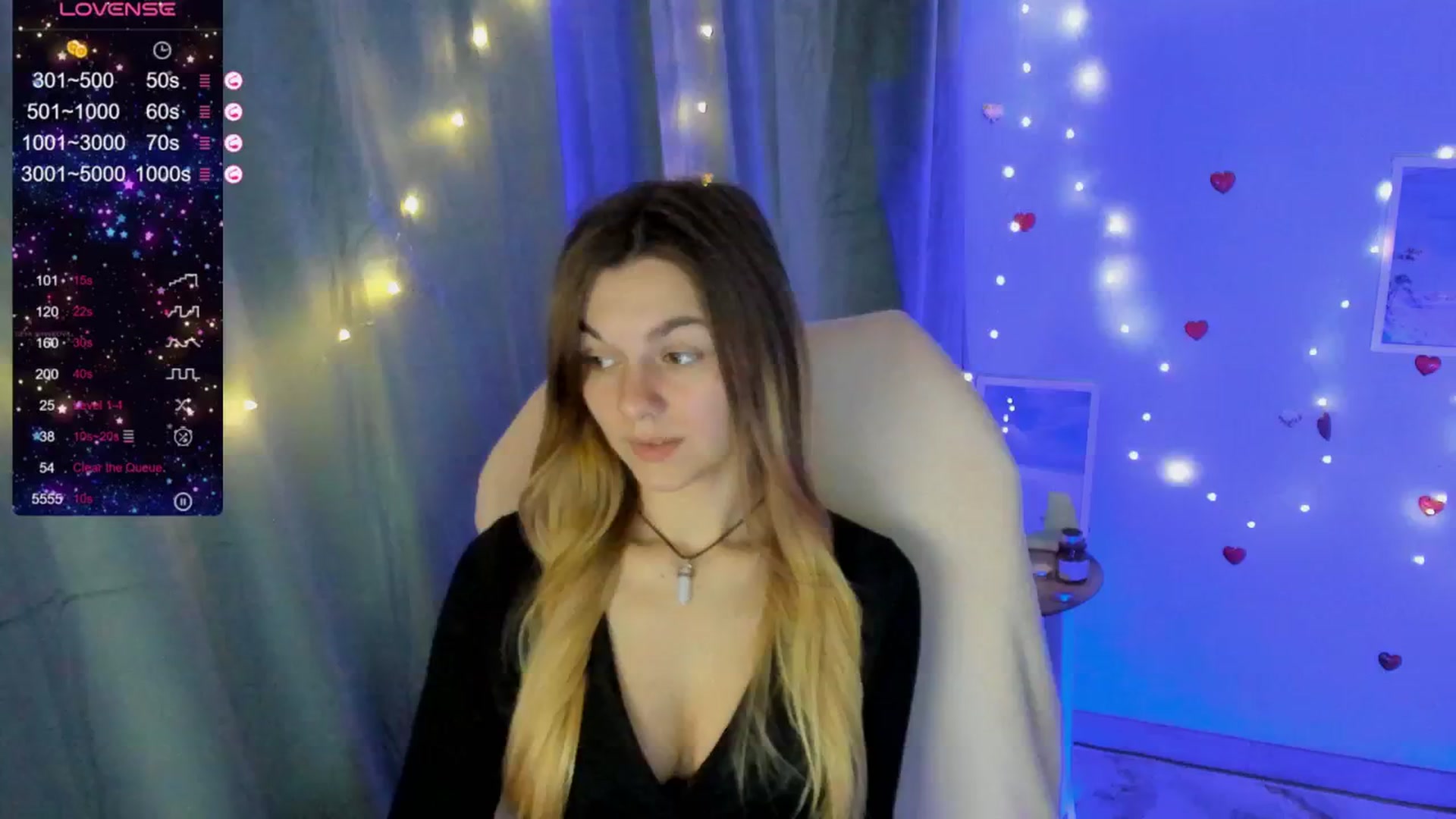 Gallery image thumbnail from Missi_More's myfreecams stream on, 05/17/2025, 11:23 image 14 of 20