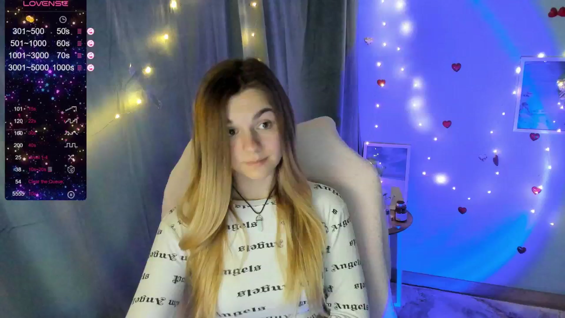 Gallery image thumbnail from Missi_More's myfreecams stream on, 05/18/2025, 09:36 image 8 of 20