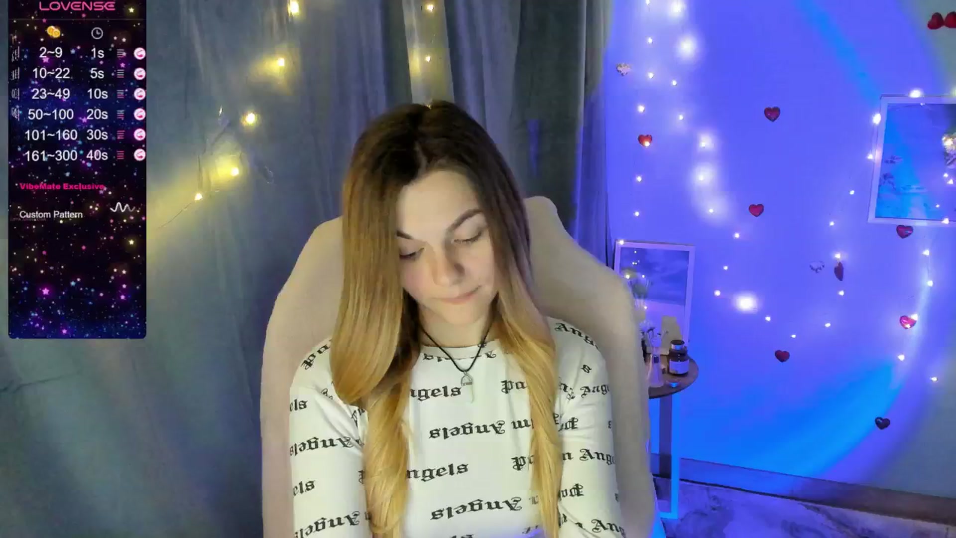 Gallery image thumbnail from Missi_More's myfreecams stream on, 05/18/2025, 09:36 image 2 of 20