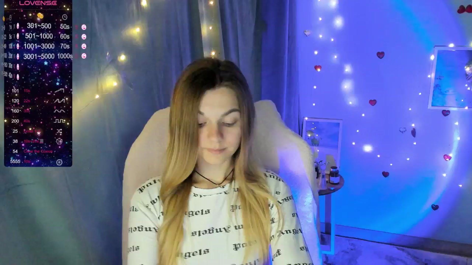 Gallery image thumbnail from Missi_More's myfreecams stream on, 05/18/2025, 12:56 image 14 of 20