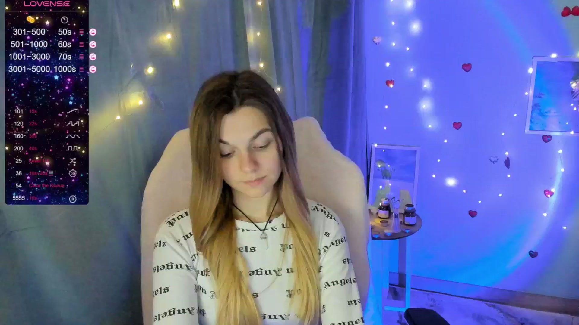 Gallery image thumbnail from Missi_More's myfreecams stream on, 05/18/2025, 14:31 image 7 of 20