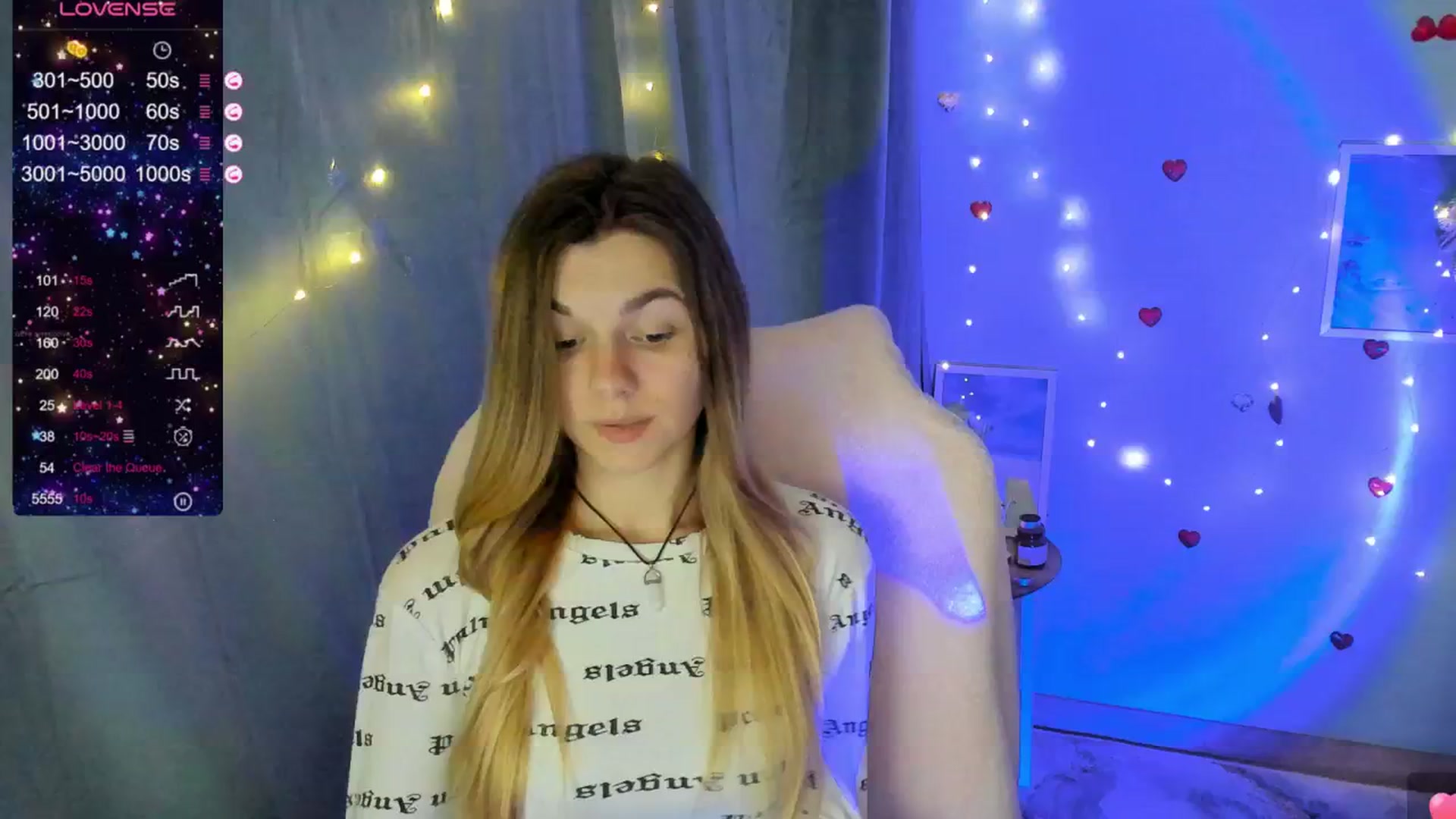 Gallery image thumbnail from Missi_More's myfreecams stream on, 05/18/2025, 14:31 image 10 of 20
