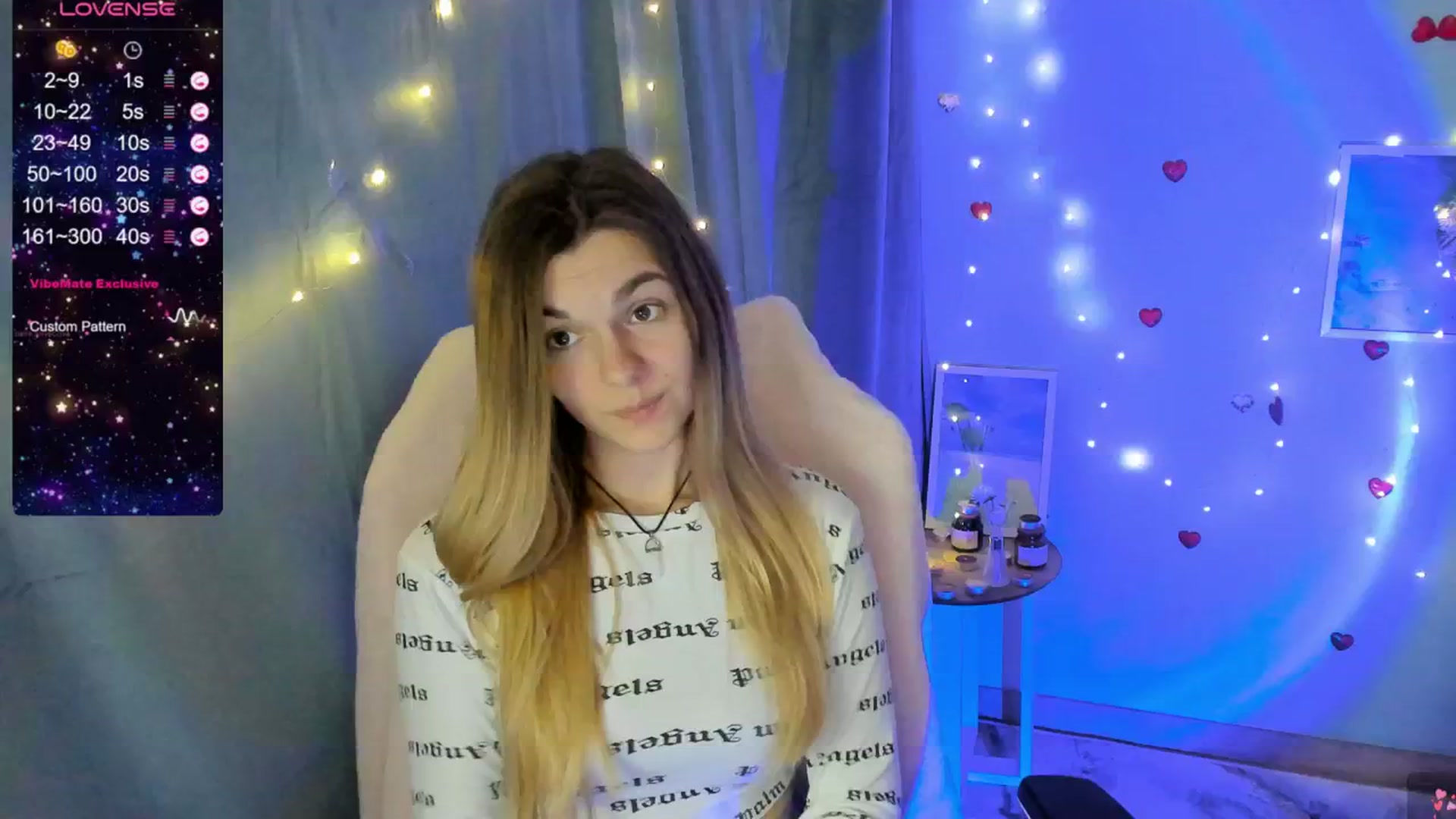 Gallery image thumbnail from Missi_More's myfreecams stream on, 05/18/2025, 14:31 image 3 of 20