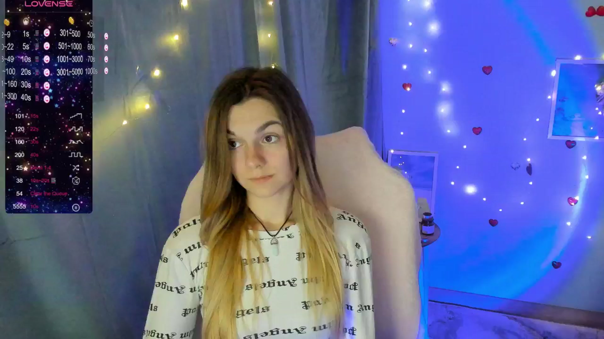Gallery image thumbnail from Missi_More's myfreecams stream on, 05/18/2025, 14:31 image 16 of 20