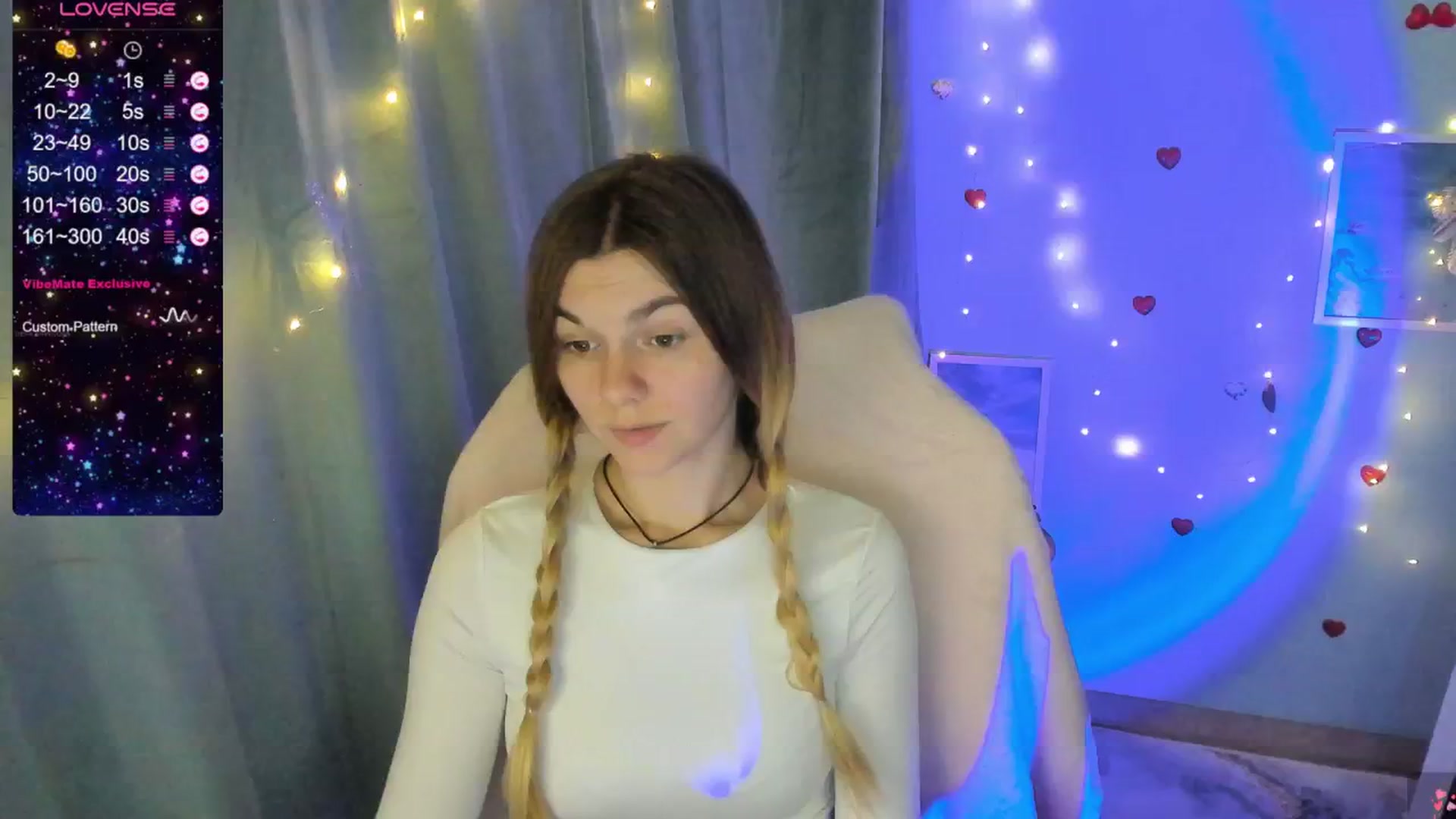 Gallery image thumbnail from Missi_More's myfreecams stream on, 05/19/2025, 08:57 image 8 of 20