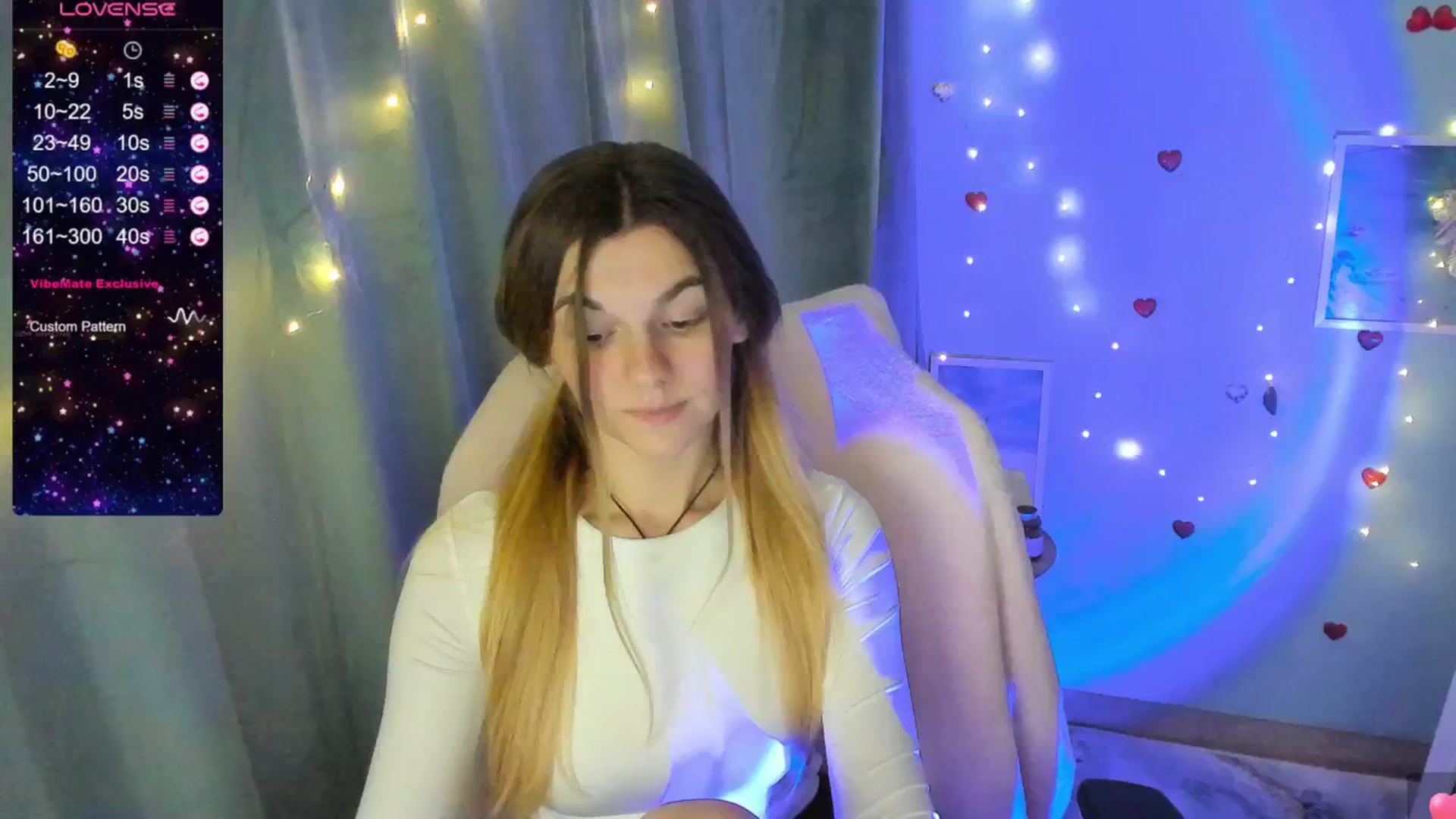 Gallery image thumbnail from Missi_More's myfreecams stream on, 05/19/2025, 10:23 image 16 of 20