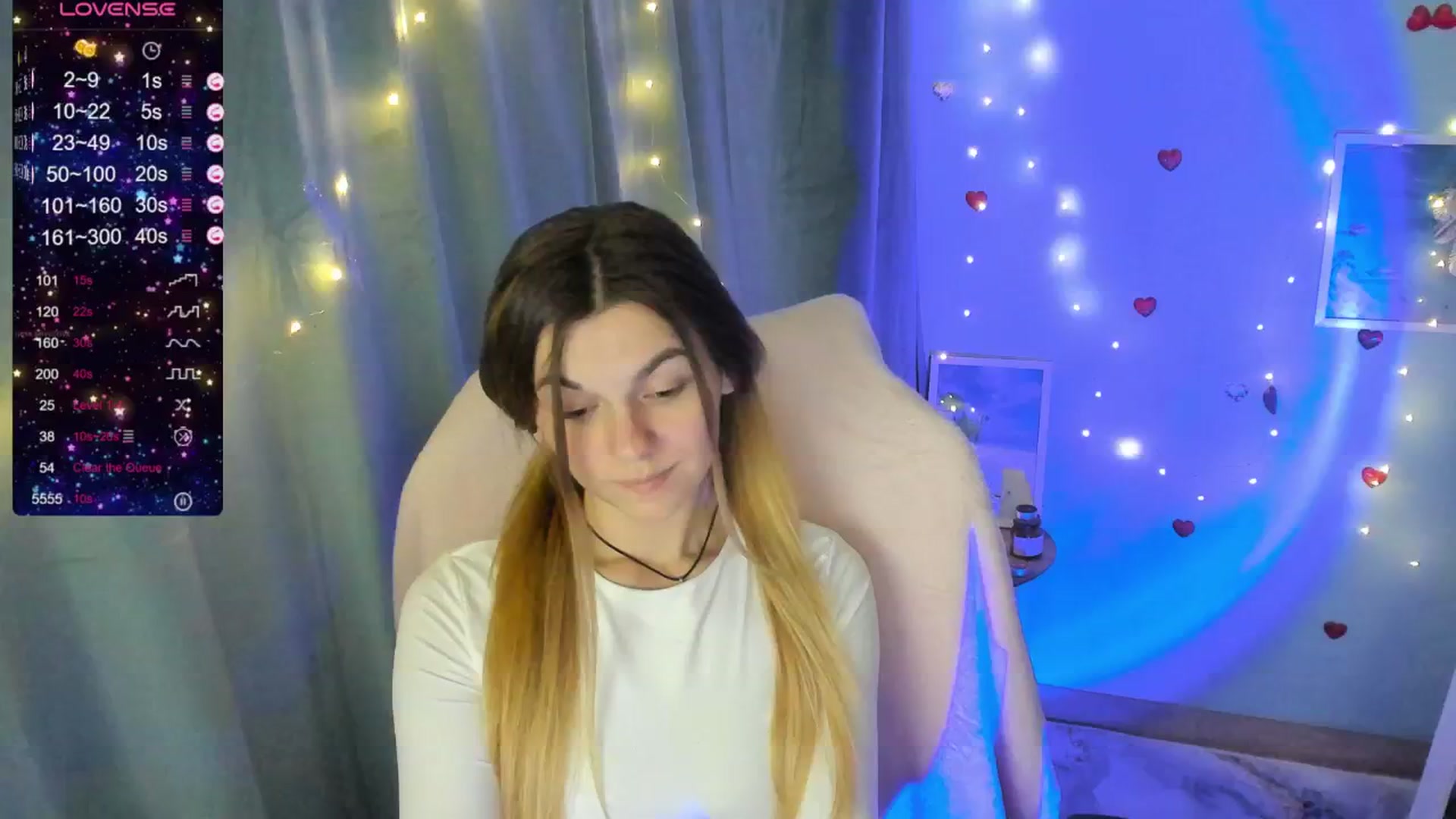 Gallery image thumbnail from Missi_More's myfreecams stream on, 05/19/2025, 10:23 image 7 of 20