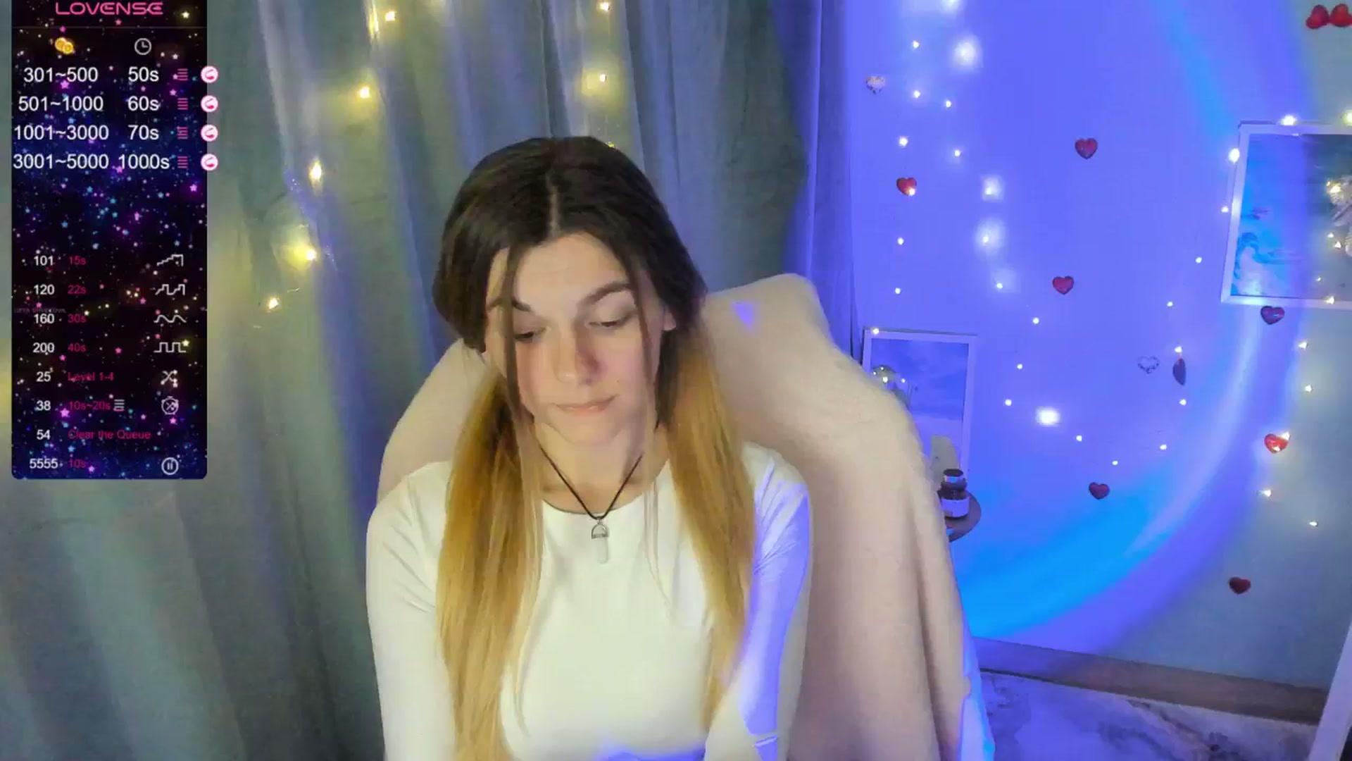 Gallery image thumbnail from Missi_More's myfreecams stream on, 05/19/2025, 10:23 image 2 of 20