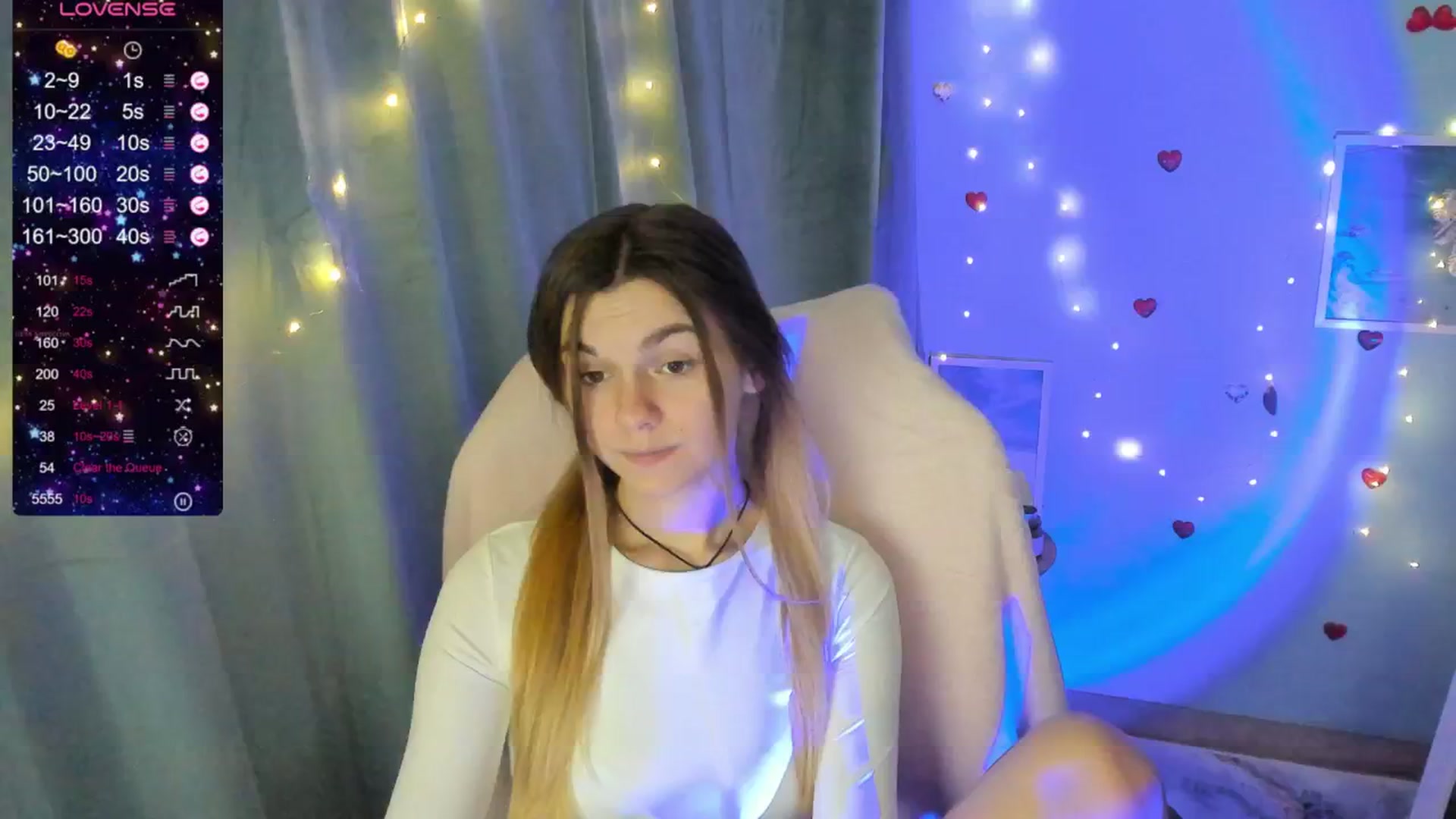 Gallery image thumbnail from Missi_More's myfreecams stream on, 05/19/2025, 10:23 image 9 of 20