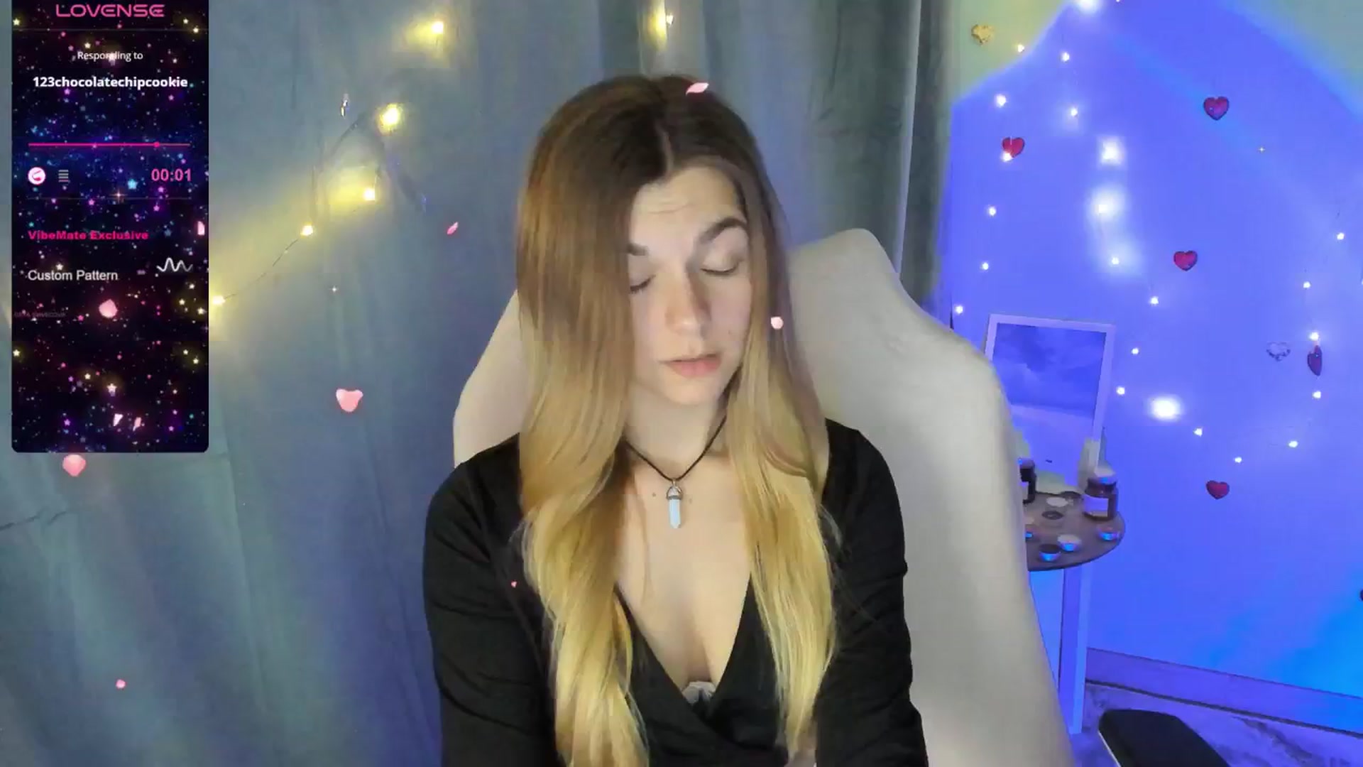 Gallery image thumbnail from Missi_More's myfreecams stream on, 05/25/2025, 16:49 image 9 of 20