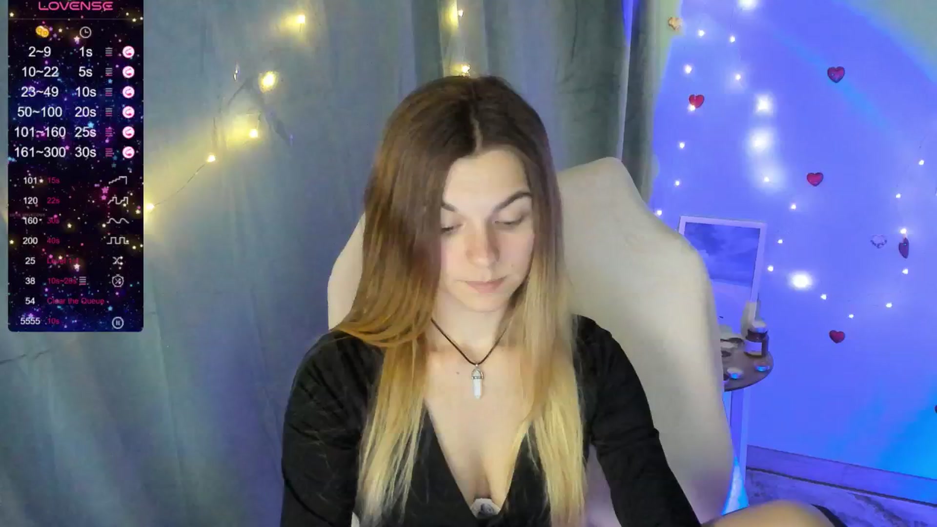 Gallery image thumbnail from Missi_More's myfreecams stream on, 05/25/2025, 16:49 image 17 of 20