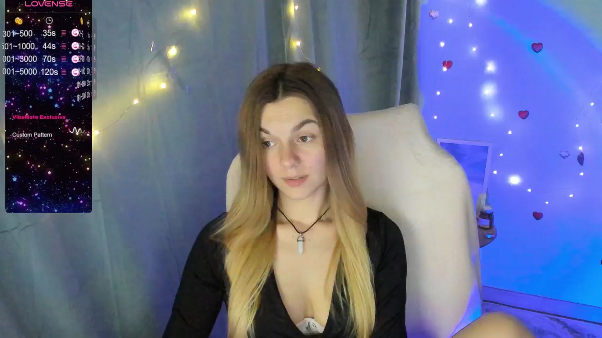 Gallery image thumbnail from Missi_More's myfreecams stream on, 05/25/2025, 16:49 image 3 of 20