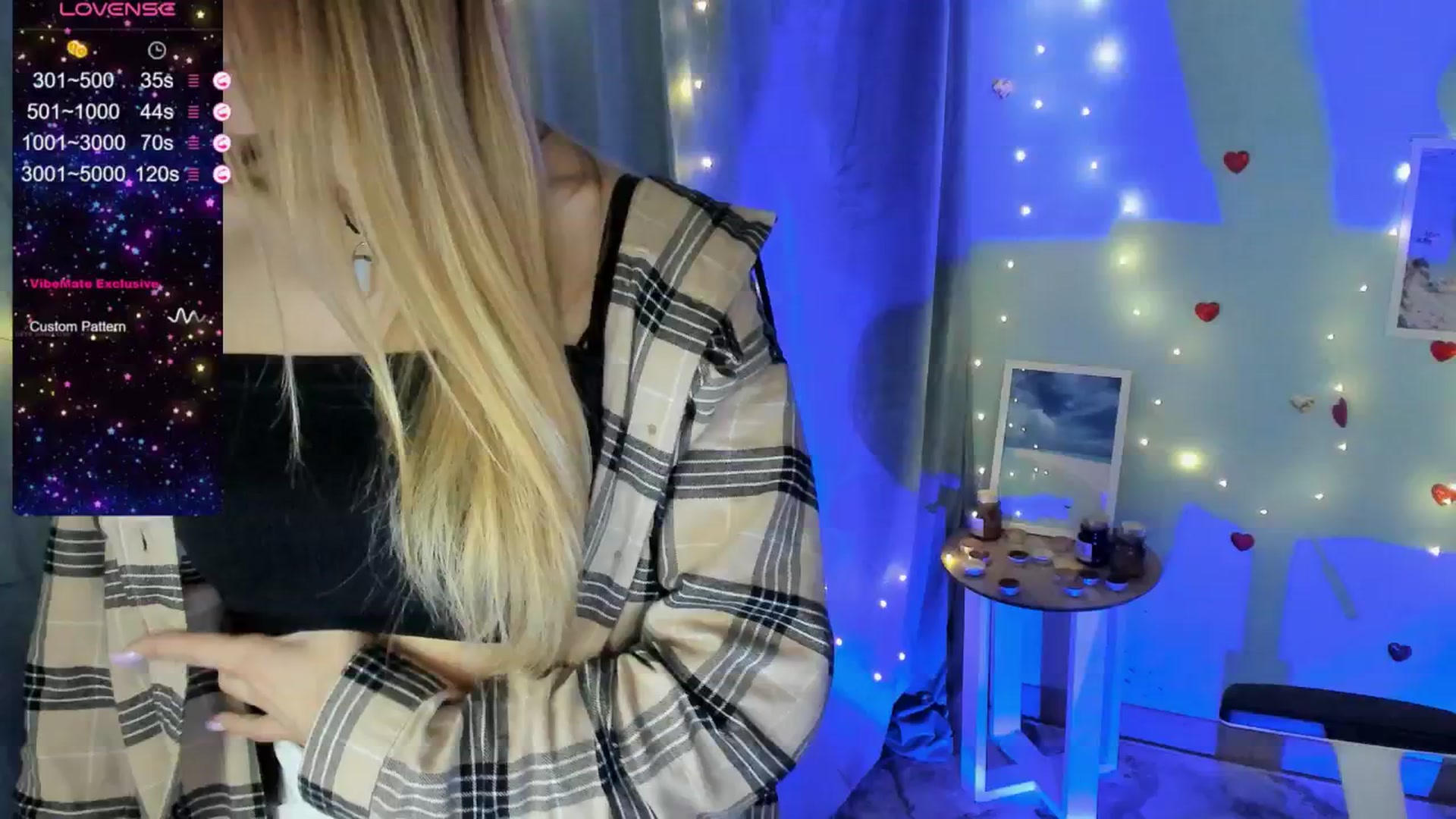 Gallery image thumbnail from Missi_More's myfreecams stream on, 05/26/2025, 09:19 image 2 of 20