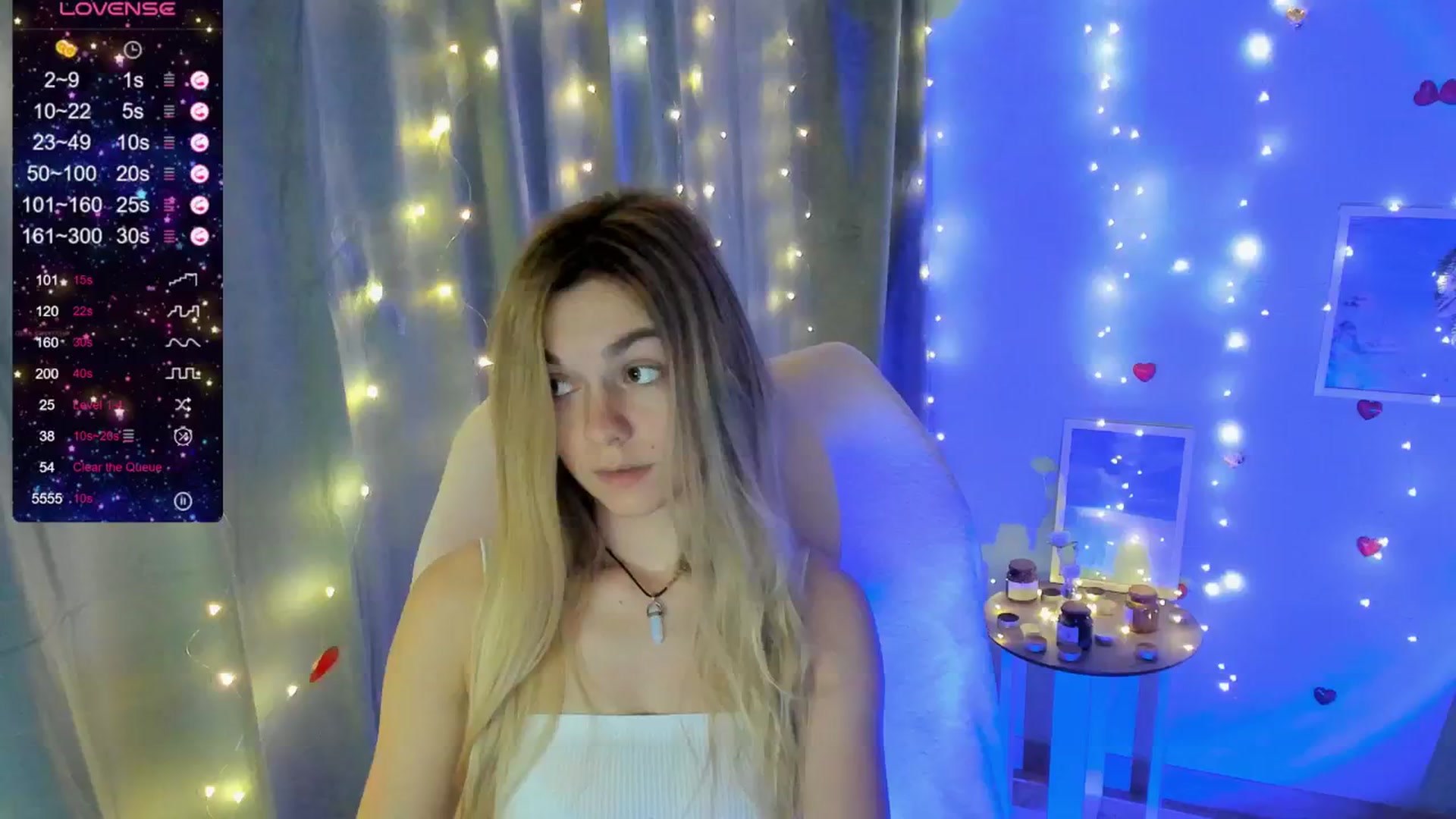 Gallery image thumbnail from Missi_More's myfreecams stream on, 06/08/2025, 09:15 image 12 of 20