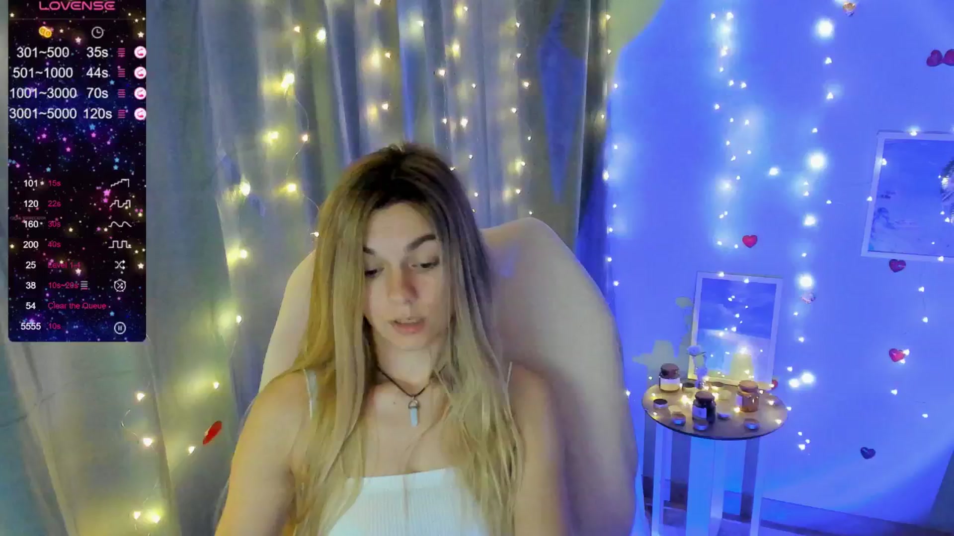Gallery image thumbnail from Missi_More's myfreecams stream on, 06/08/2025, 09:15 image 4 of 20