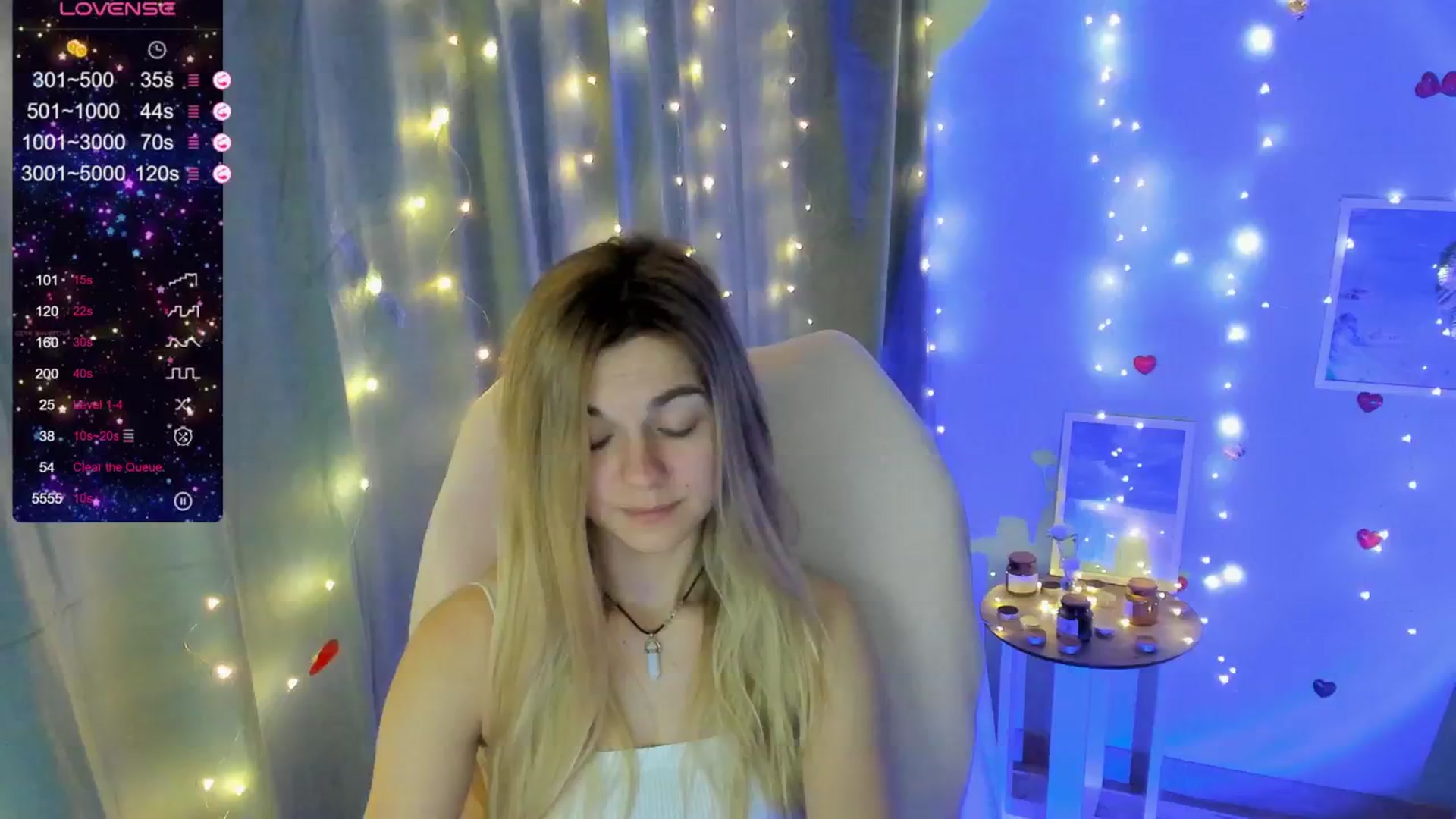 Gallery image thumbnail from Missi_More's myfreecams stream on, 06/08/2025, 09:15 image 7 of 20