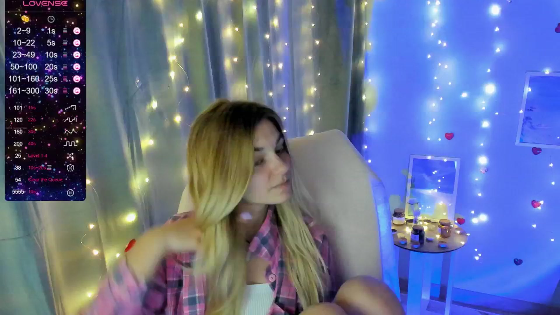 Gallery image thumbnail from Missi_More's myfreecams stream on, 06/08/2025, 11:07 image 14 of 20