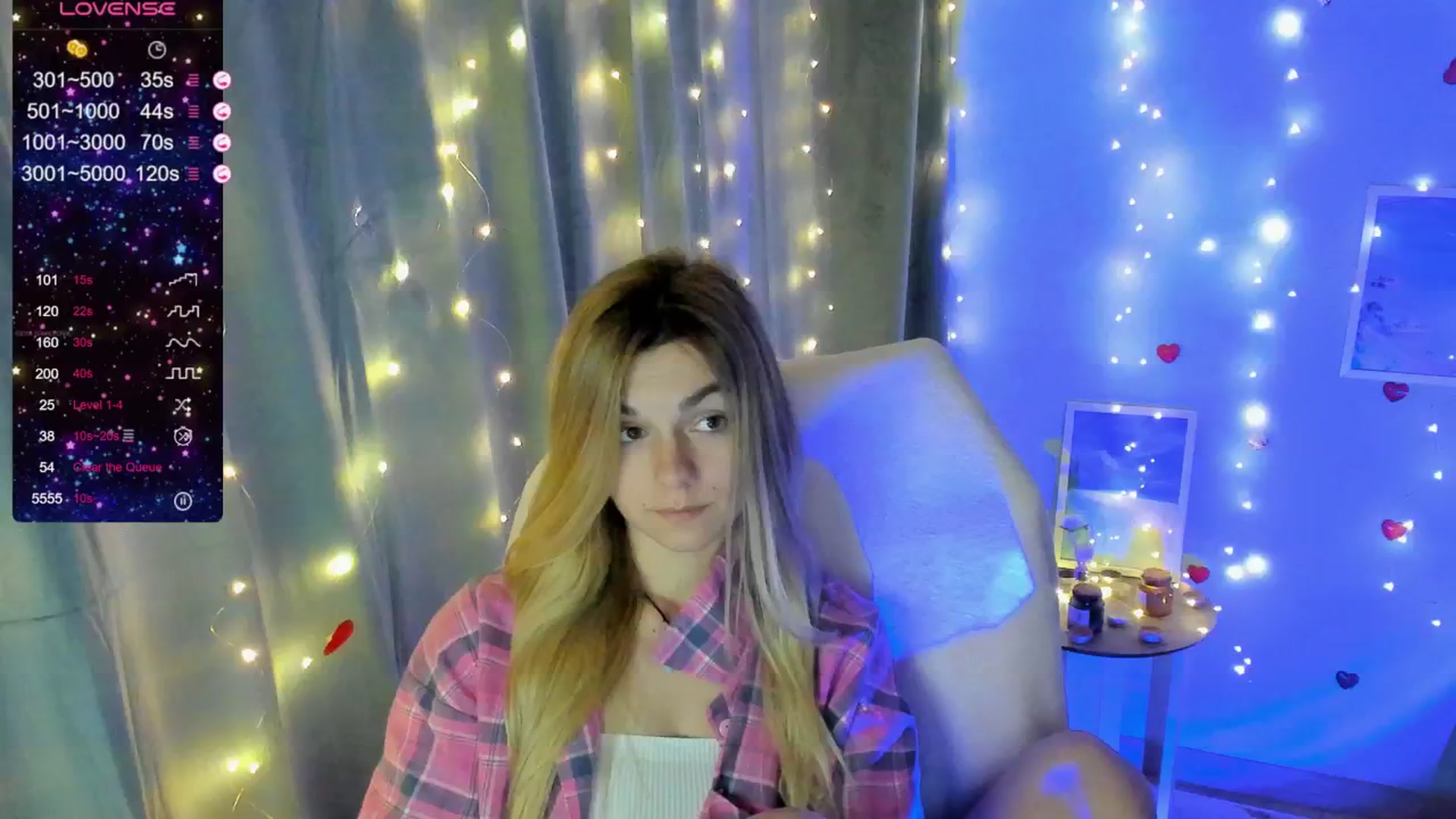 Gallery image thumbnail from Missi_More's myfreecams stream on, 06/08/2025, 11:07 image 17 of 20