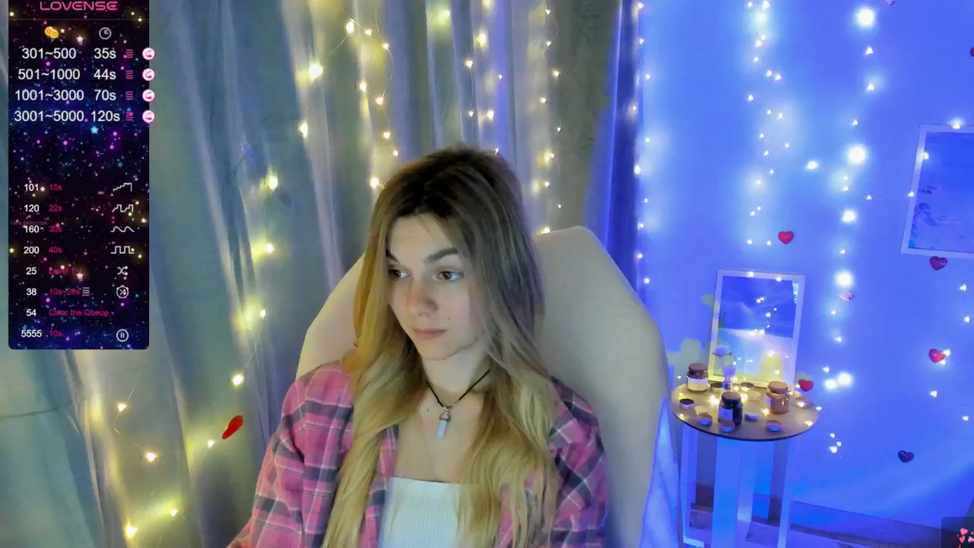 Gallery image thumbnail from Missi_More's myfreecams stream on, 06/08/2025, 12:27 image 5 of 20