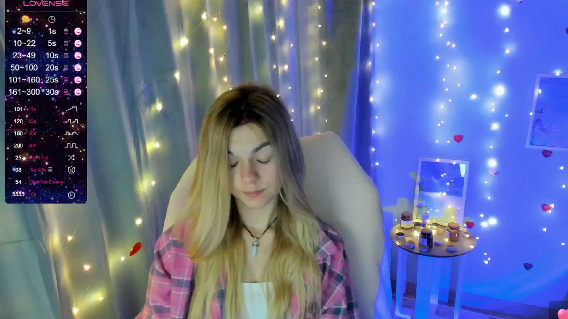 Gallery image thumbnail from Missi_More's myfreecams stream on, 06/08/2025, 12:27 image 3 of 20
