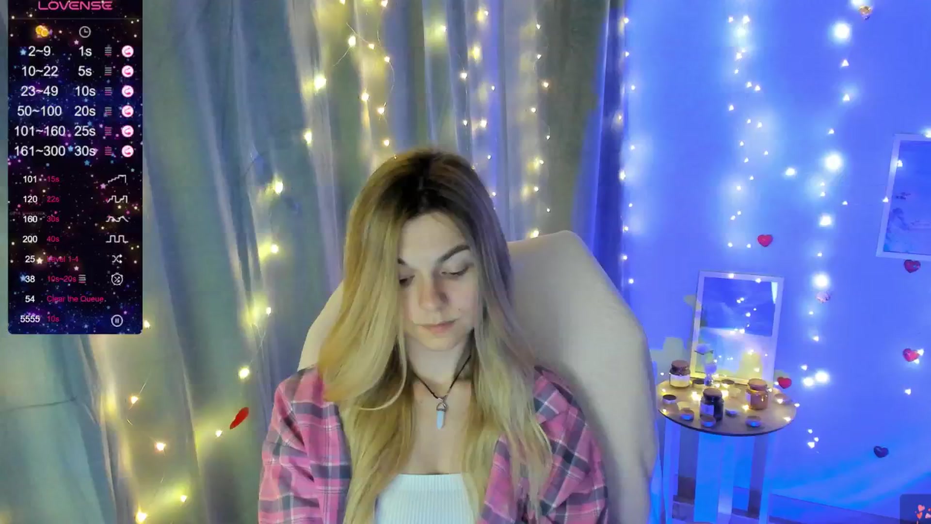 Gallery image thumbnail from Missi_More's myfreecams stream on, 06/08/2025, 14:38 image 8 of 20