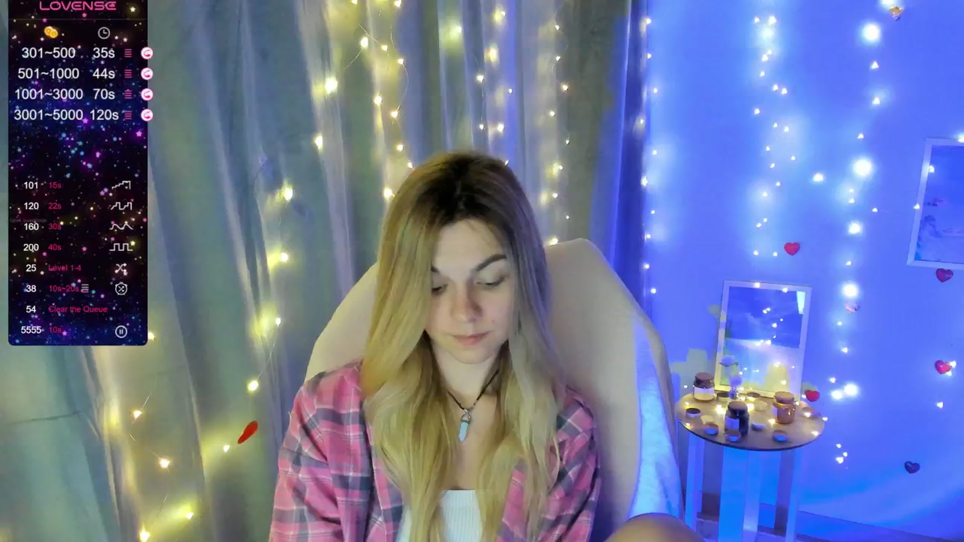 Gallery image thumbnail from Missi_More's myfreecams stream on, 06/08/2025, 14:38 image 6 of 20