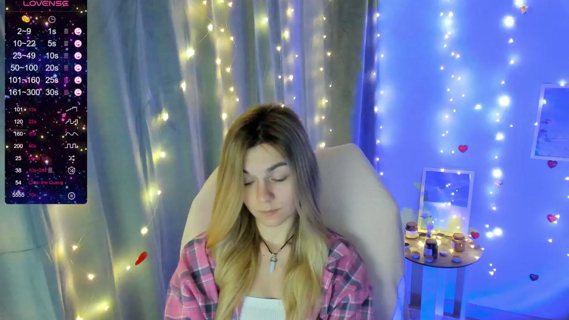 Gallery image thumbnail from Missi_More's myfreecams stream on, 06/08/2025, 14:38 image 2 of 20