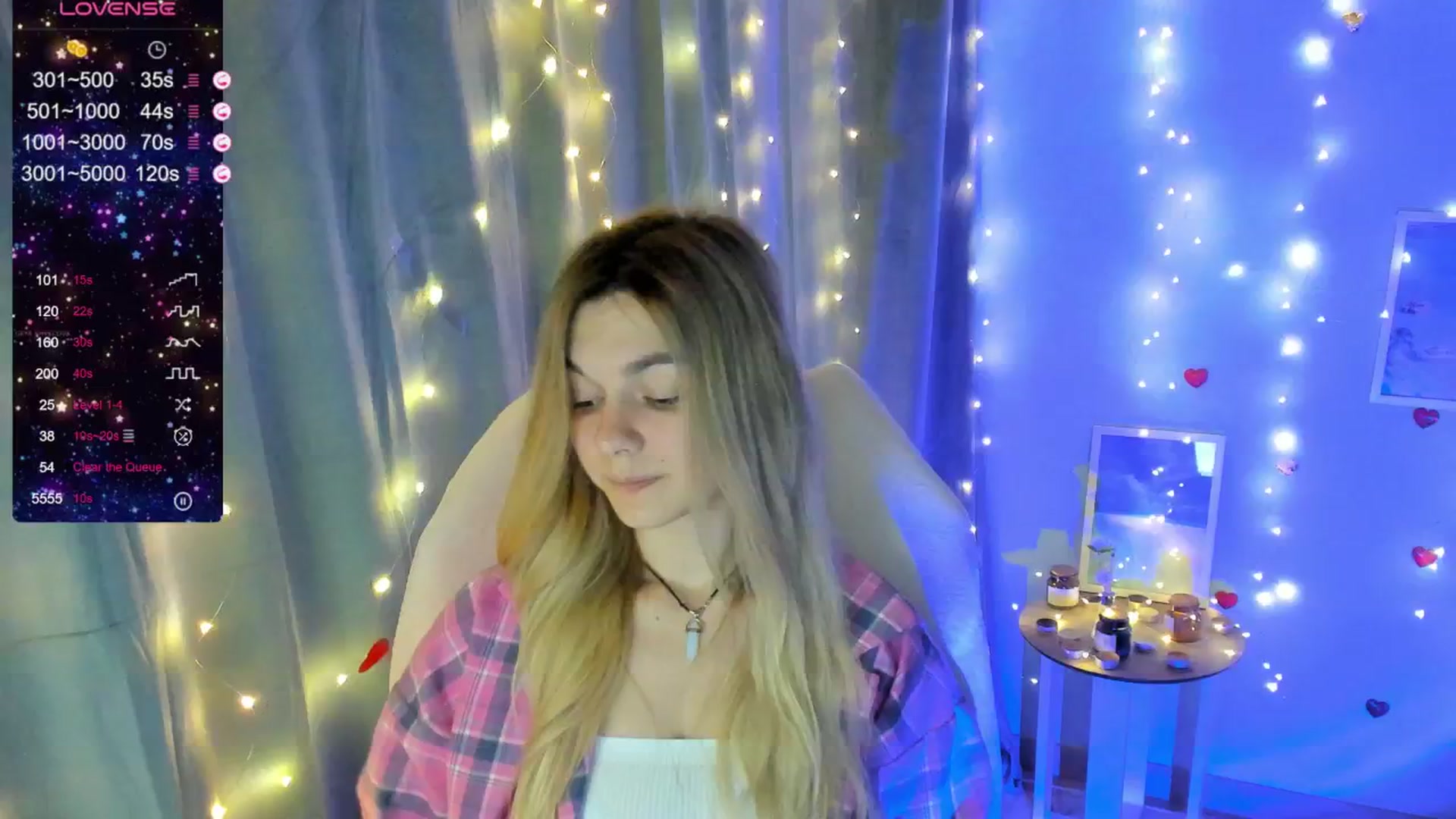 Gallery image thumbnail from Missi_More's myfreecams stream on, 06/08/2025, 14:38 image 18 of 20