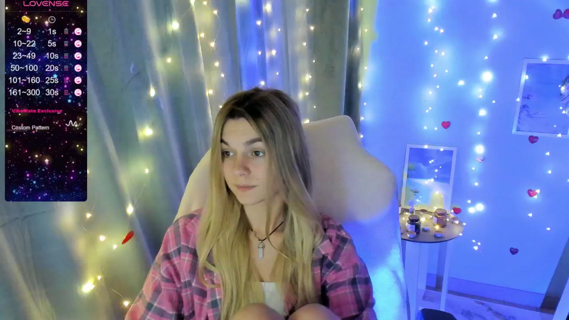 Gallery image thumbnail from Missi_More's myfreecams stream on, 06/08/2025, 17:29 image 10 of 20
