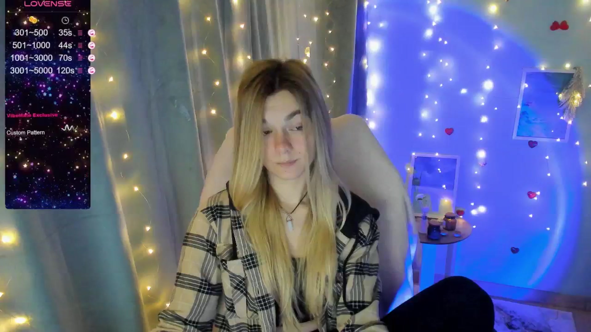 Gallery image thumbnail from Missi_More's myfreecams stream on, 06/13/2025, 08:11 image 10 of 20