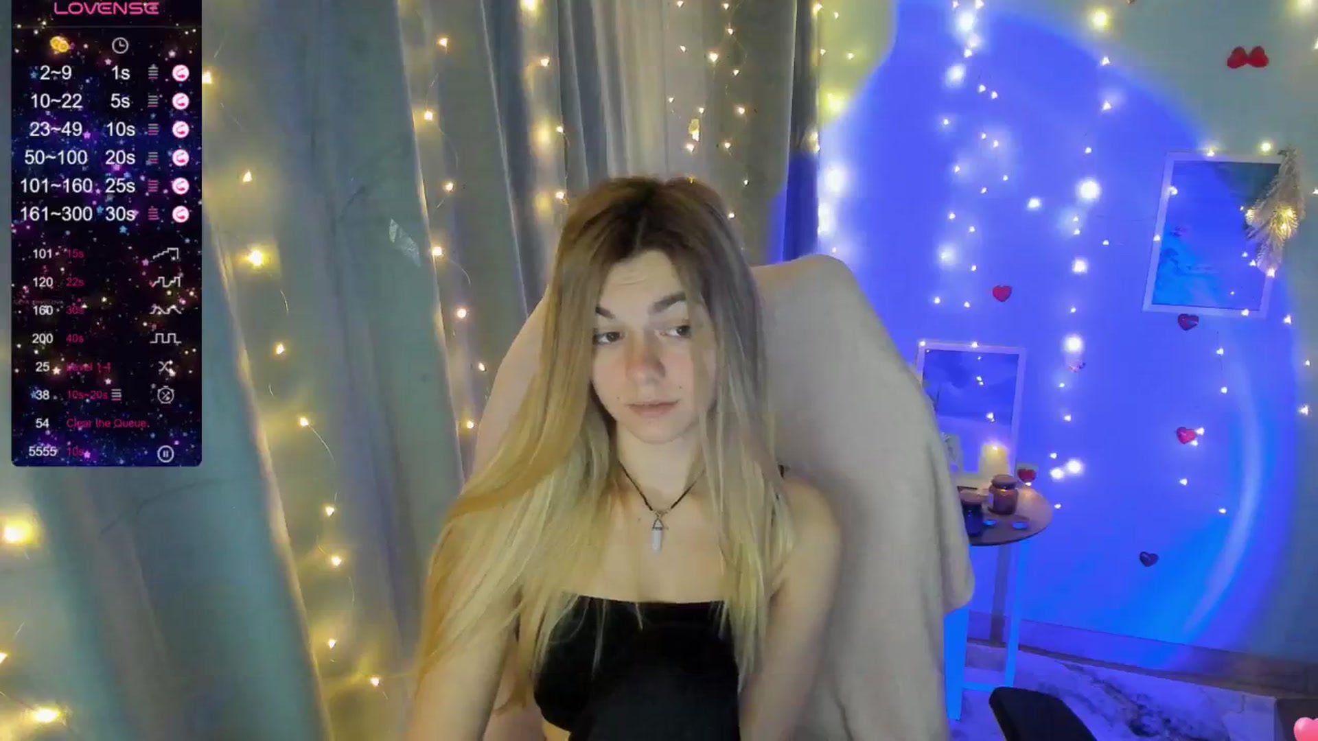 Gallery image thumbnail from Missi_More's myfreecams stream on, 06/13/2025, 08:11 image 17 of 20