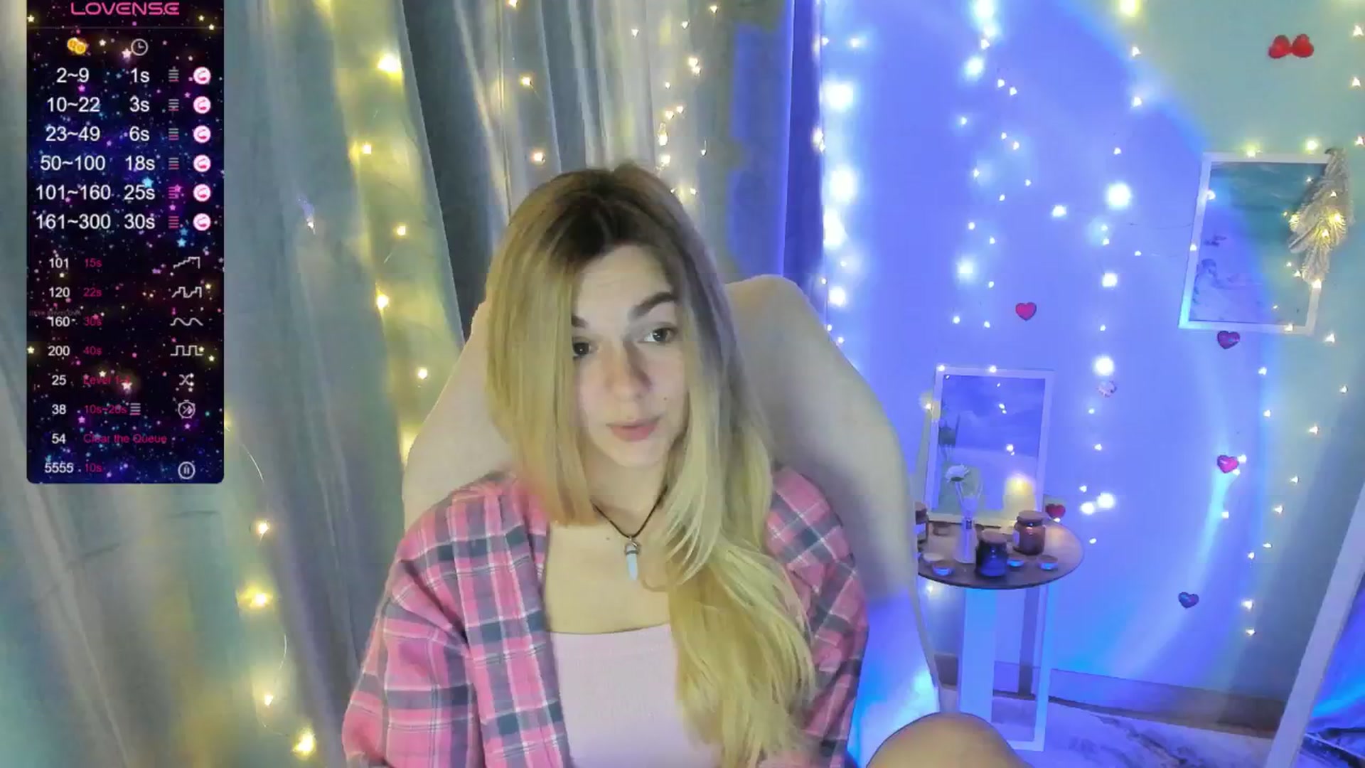 Gallery image thumbnail from Missi_More's myfreecams stream on, 06/16/2025, 07:57 image 1 of 20