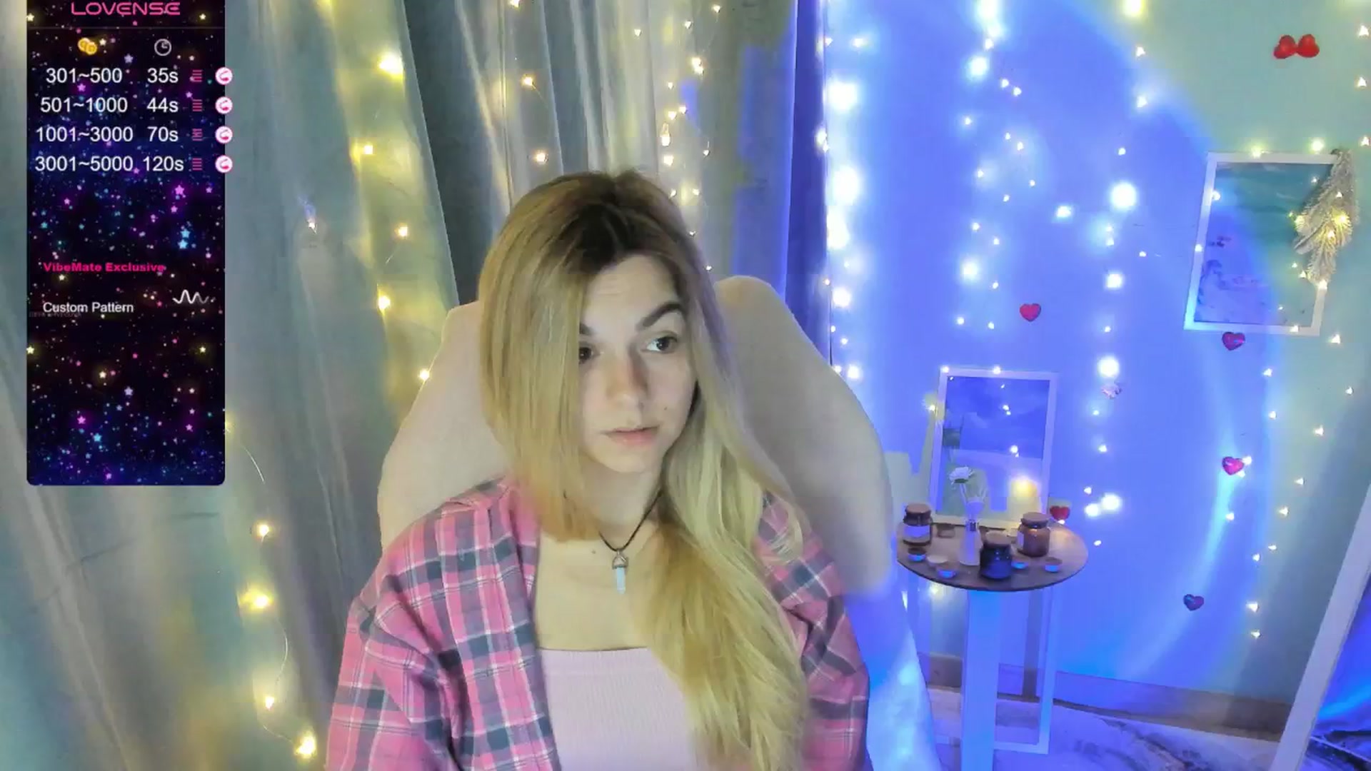 Gallery image thumbnail from Missi_More's myfreecams stream on, 06/16/2025, 07:57 image 13 of 20
