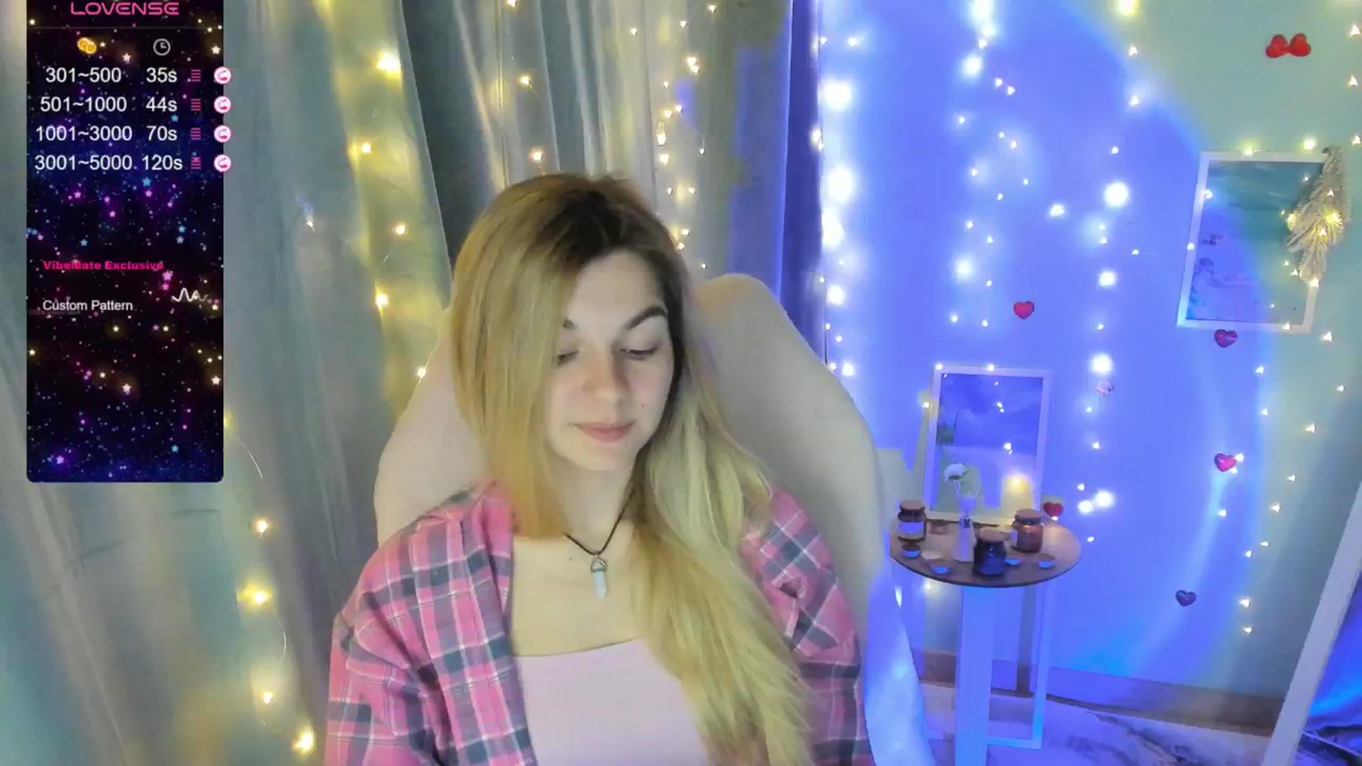 Gallery image thumbnail from Missi_More's myfreecams stream on, 06/16/2025, 07:57 image 10 of 20