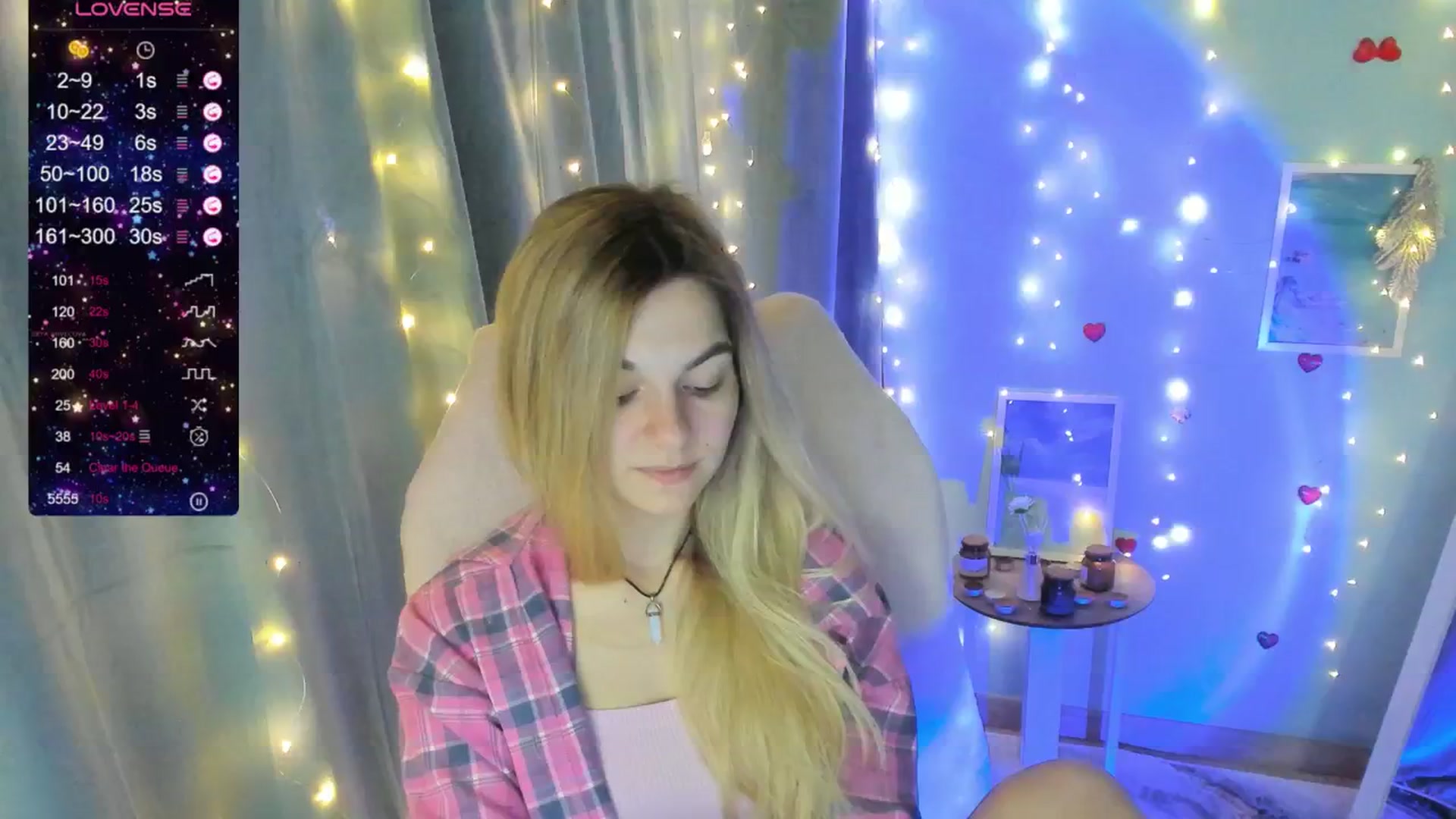 Gallery image thumbnail from Missi_More's myfreecams stream on, 06/16/2025, 07:57 image 7 of 20