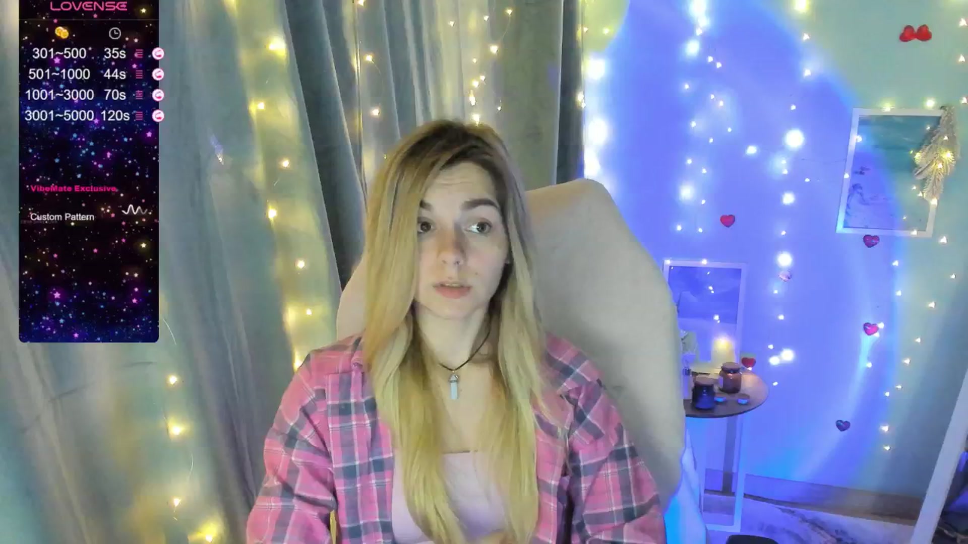 Gallery image thumbnail from Missi_More's myfreecams stream on, 06/16/2025, 11:50 image 16 of 20