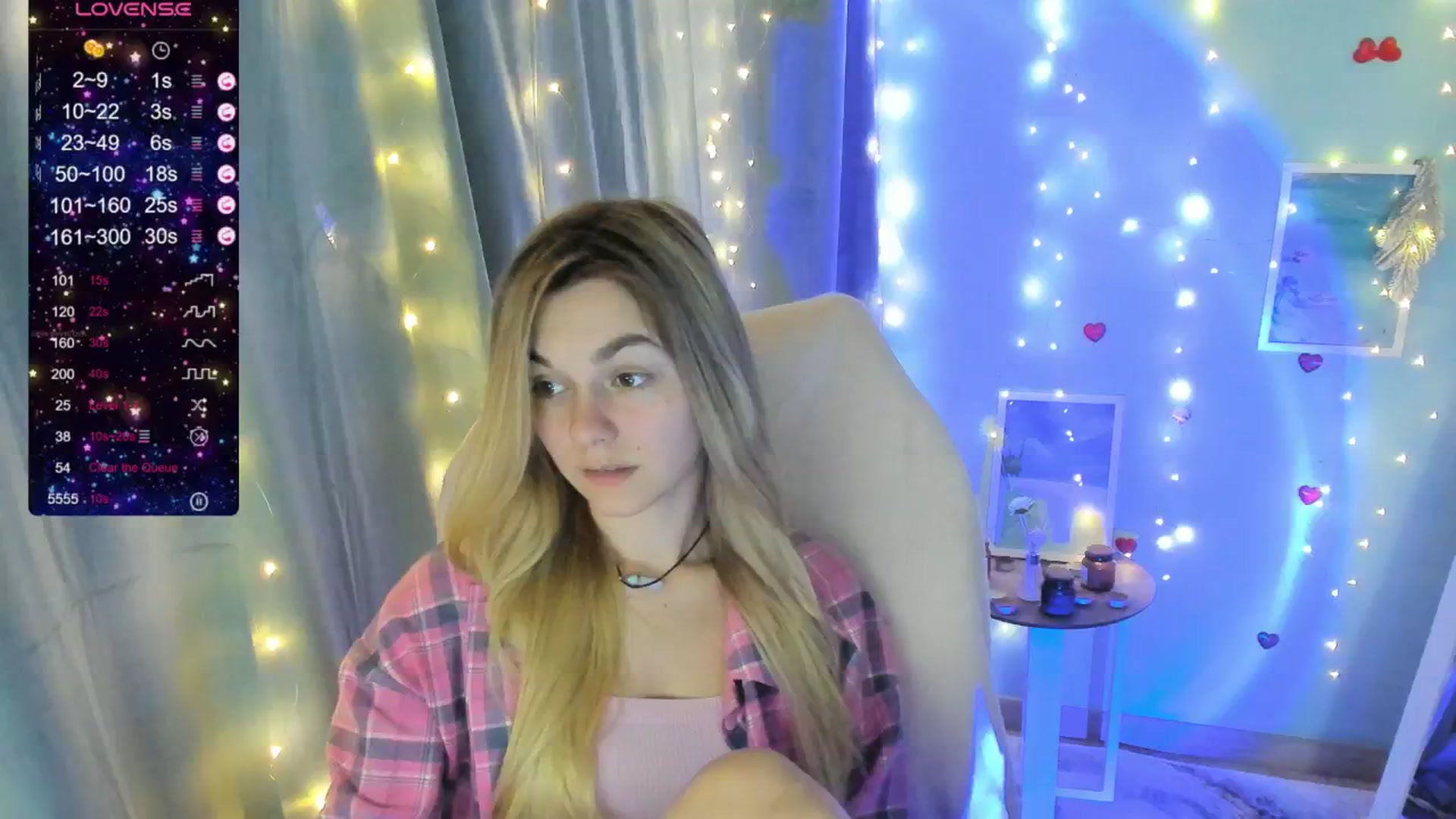 Gallery image thumbnail from Missi_More's myfreecams stream on, 06/16/2025, 11:50 image 4 of 20