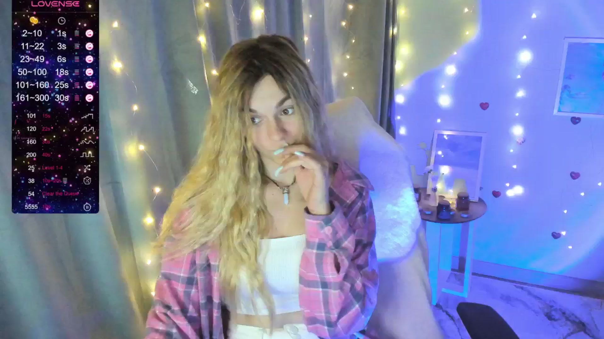 Gallery image thumbnail from Missi_More's myfreecams stream on, 06/29/2025, 11:43 image 20 of 20